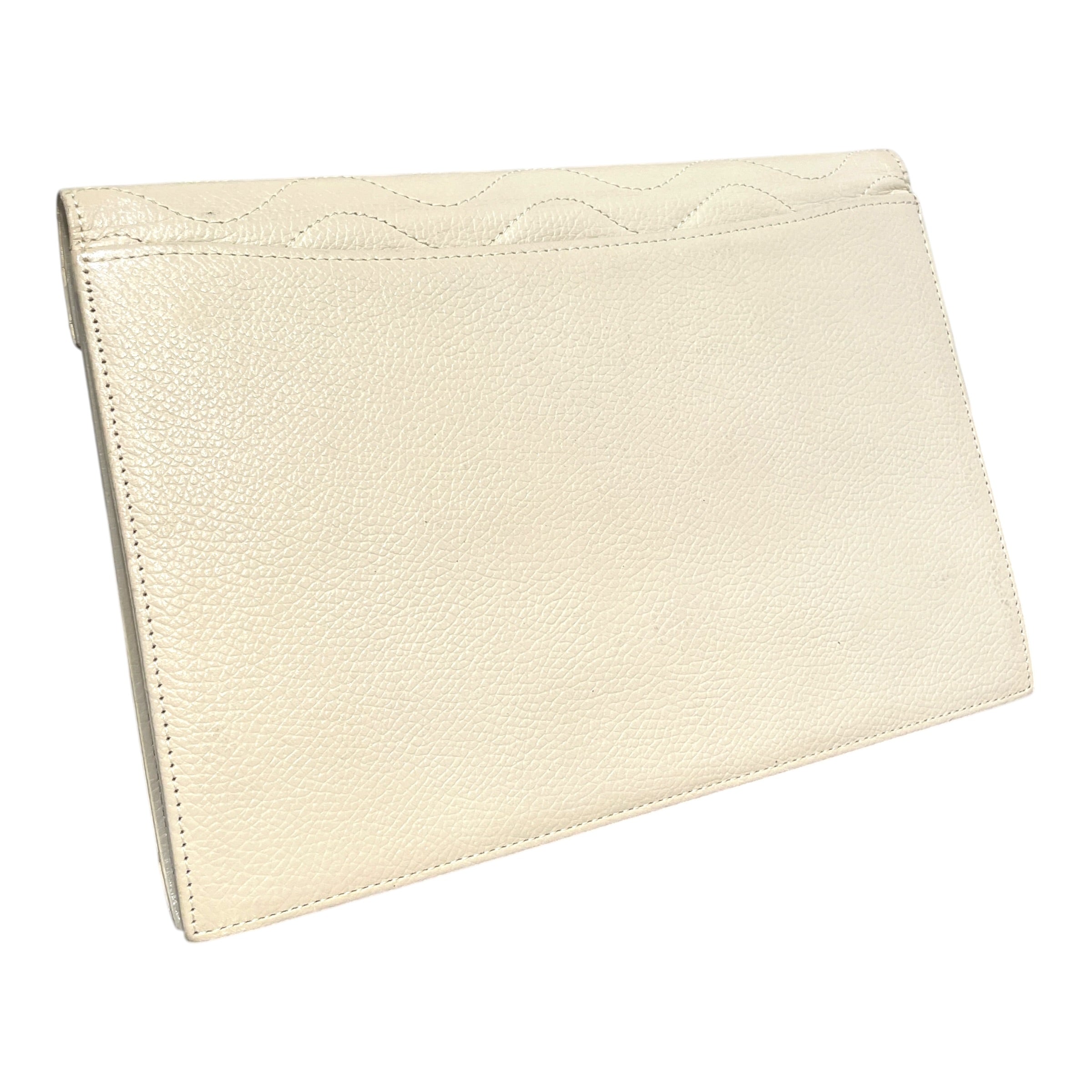 YVES SAINT LAURENT/Clutch Bag/Leather/WHT/Vintage Quilted Wave Clutch view 2