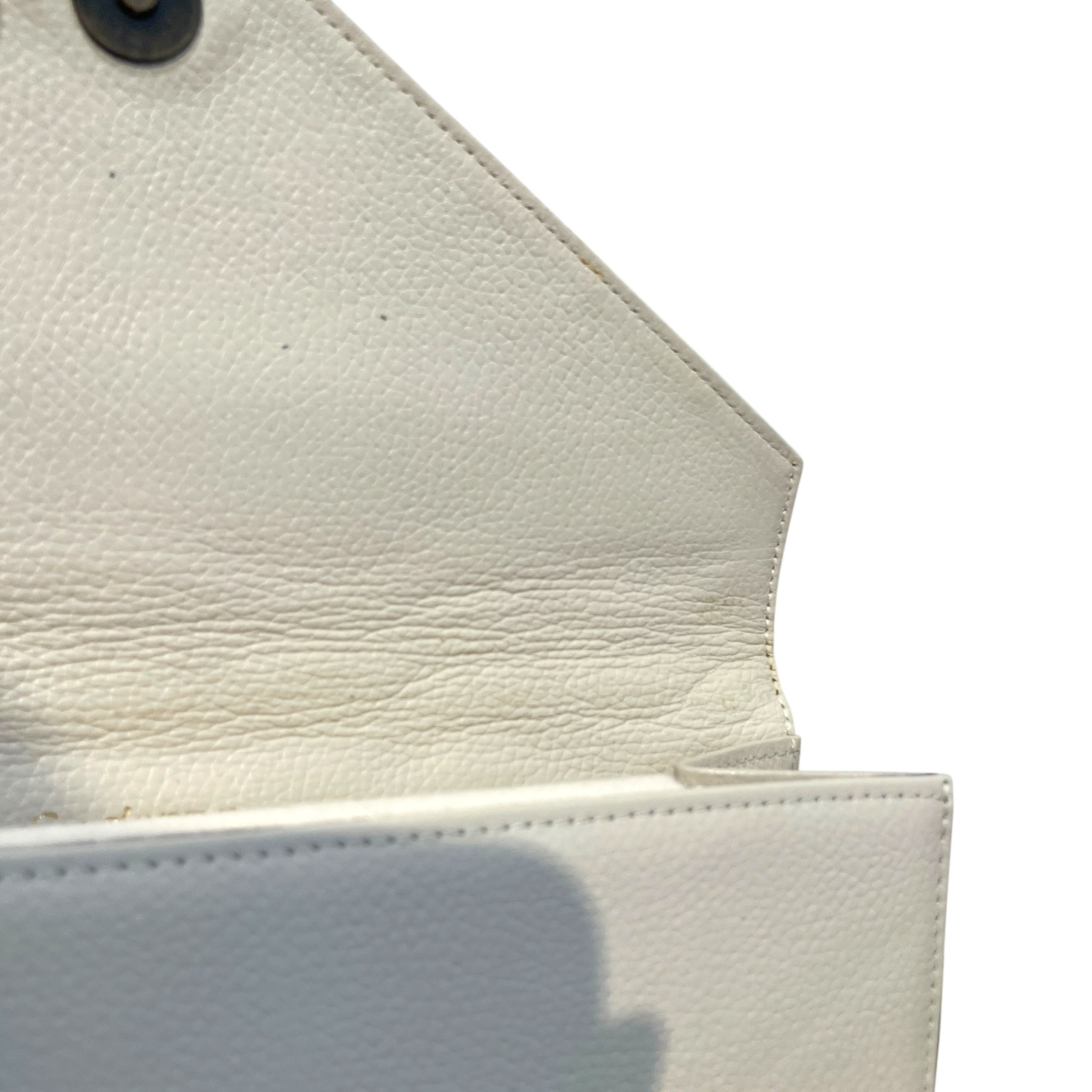YVES SAINT LAURENT/Clutch Bag/Leather/WHT/Vintage Quilted Wave Clutch view 3