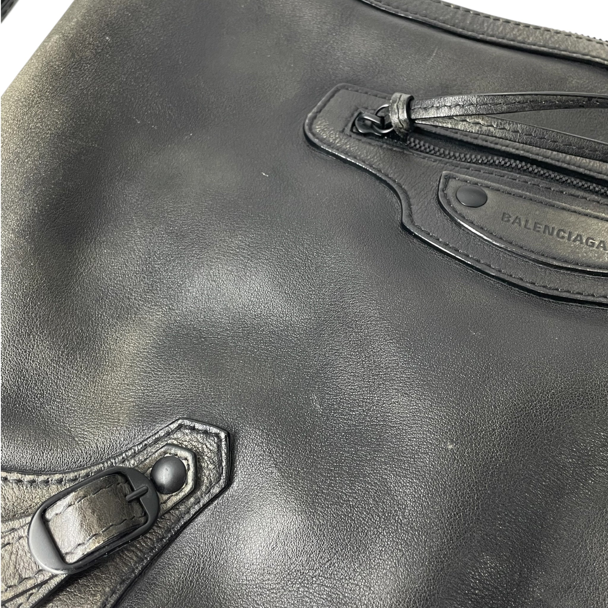 BALENCIAGA/Cross Body Bag/Leather/GRY/NEO CLASSIC HOBO BAG view 6
