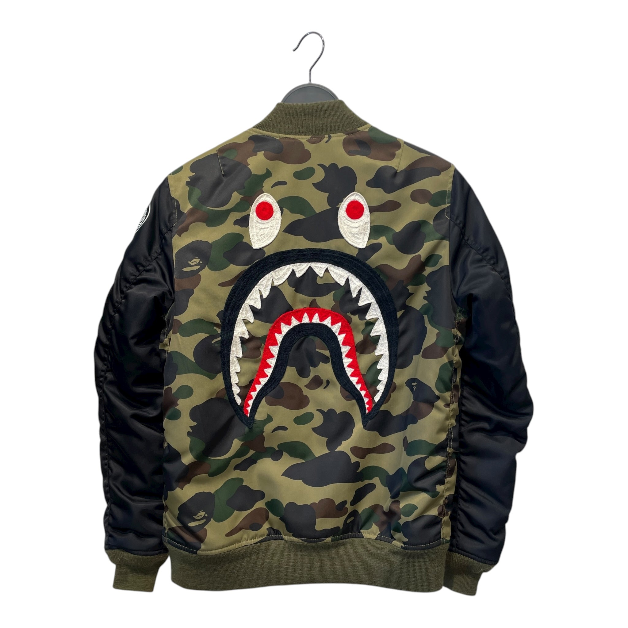 A BATHING APE/Flight Jkt/S/Nylon/GRN/Camouflage/1ST CAMO SHARK MA-1 view 2