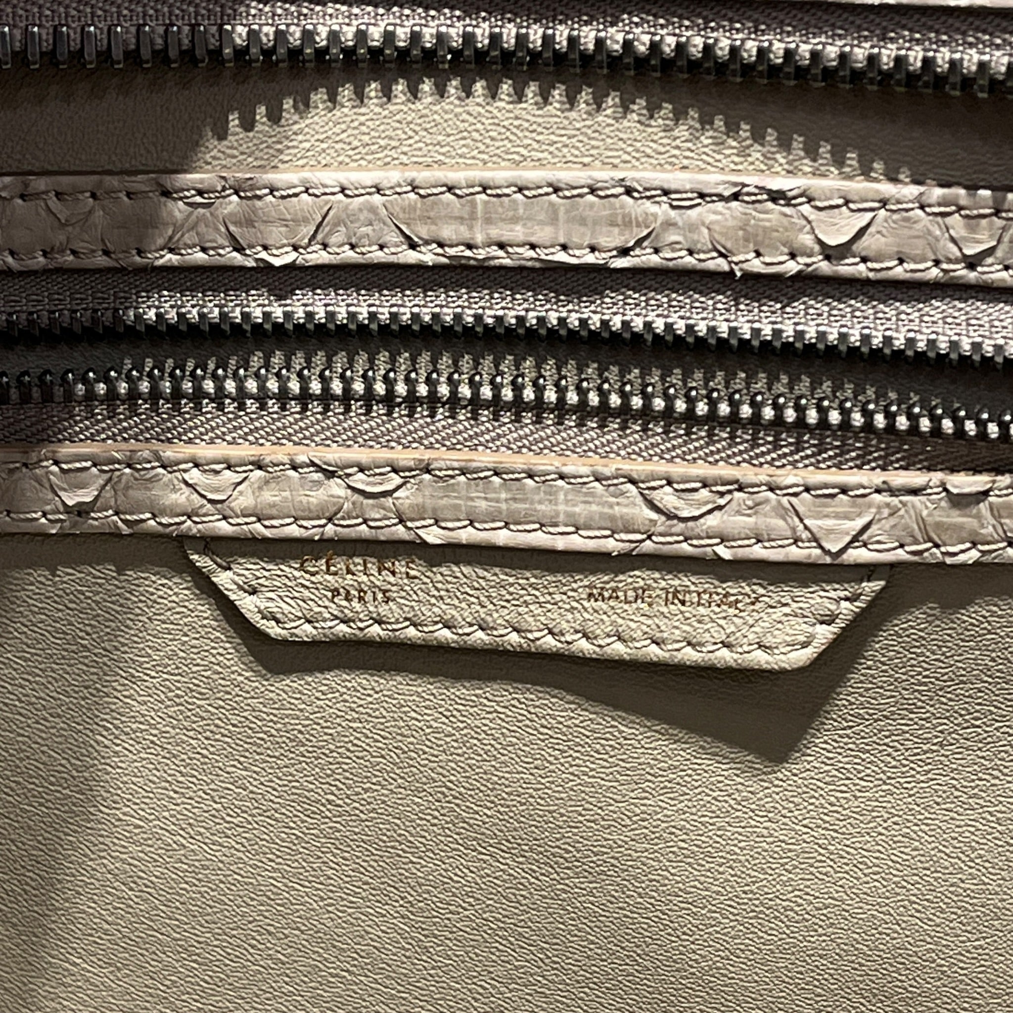 CELINE/Tote Bag/Animal Pattern/Leather/BEG/python medium phantom view 5