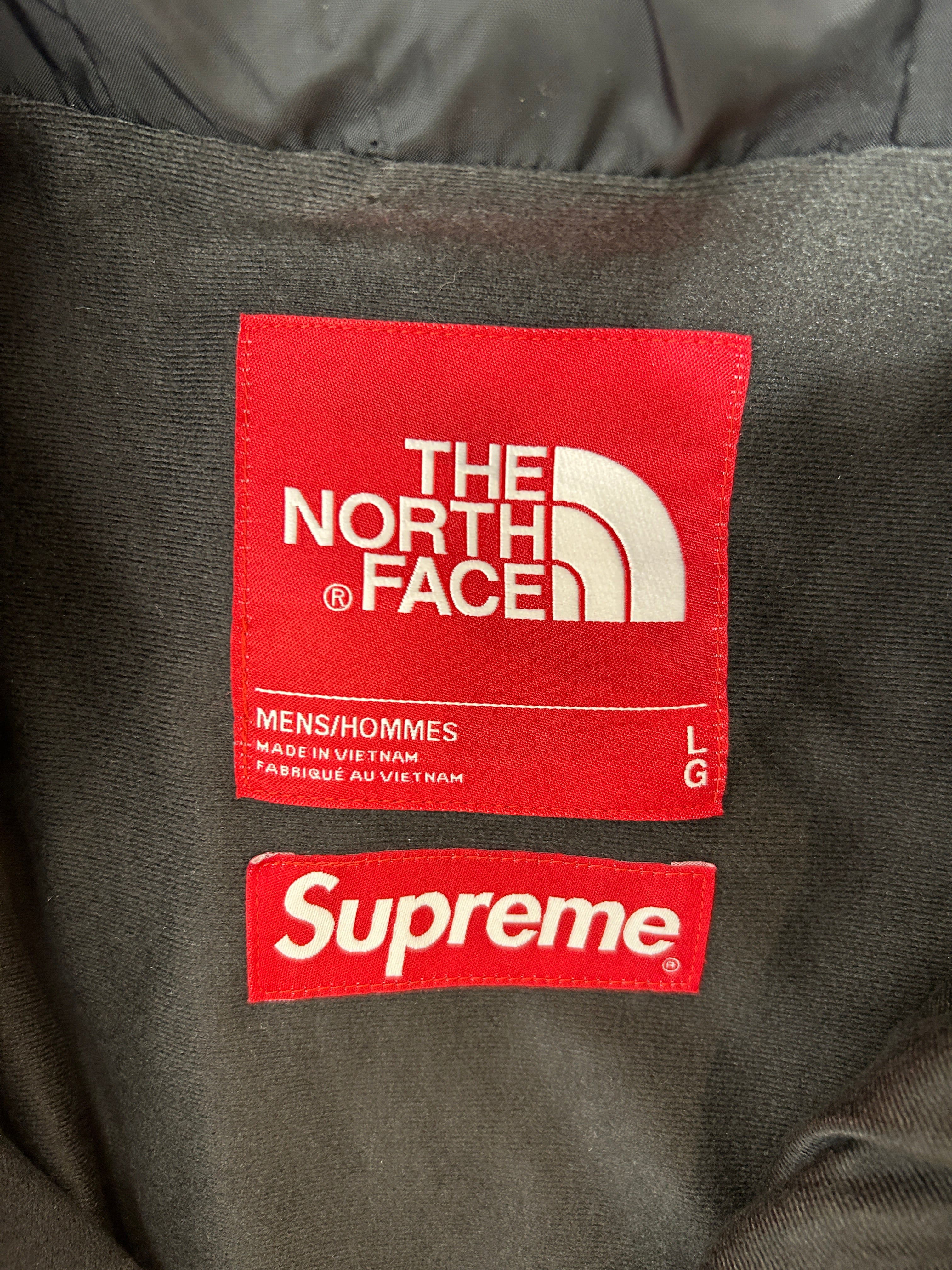 Supreme/THE NORTH FACE/Jacket/L/GLD/ view 3