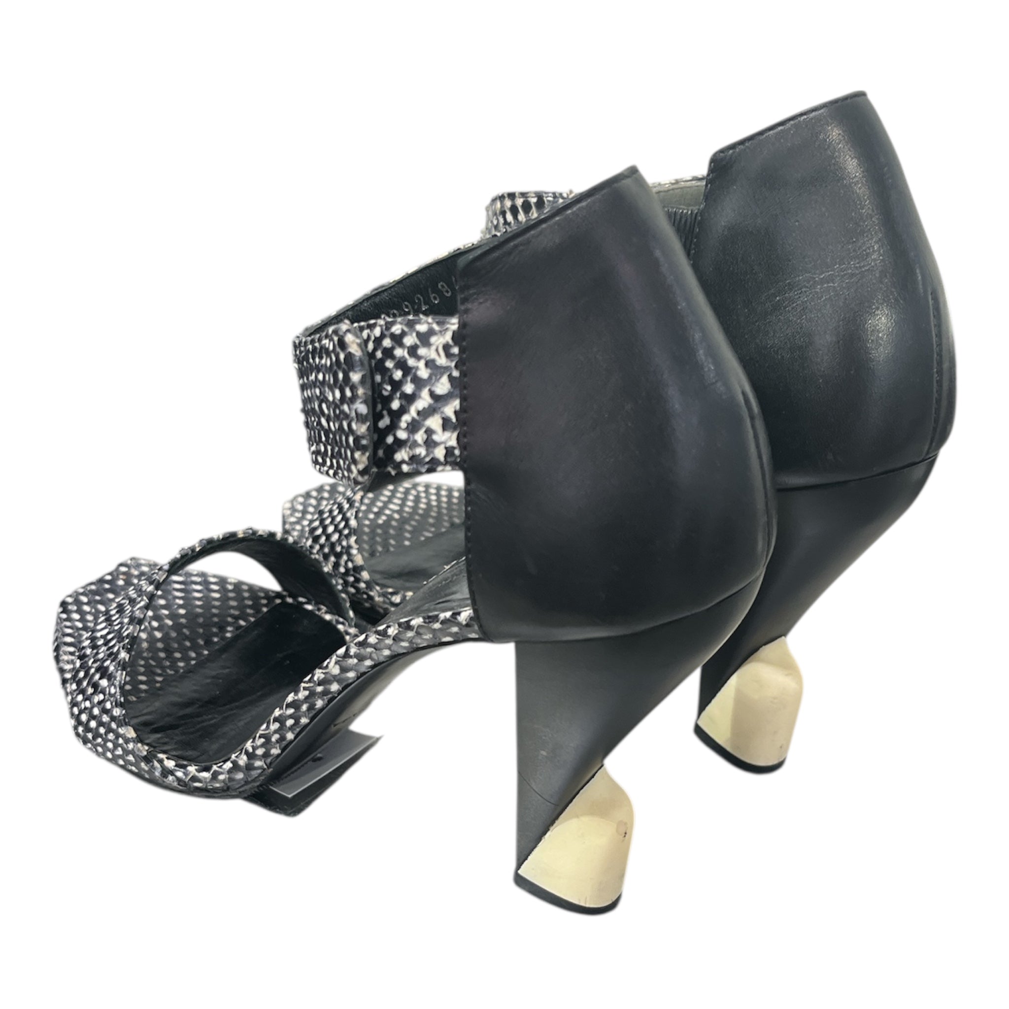 BALENCIAGA/Heels/EU 38/Animal Pattern/Polyester/BLK/PYTHON view 2