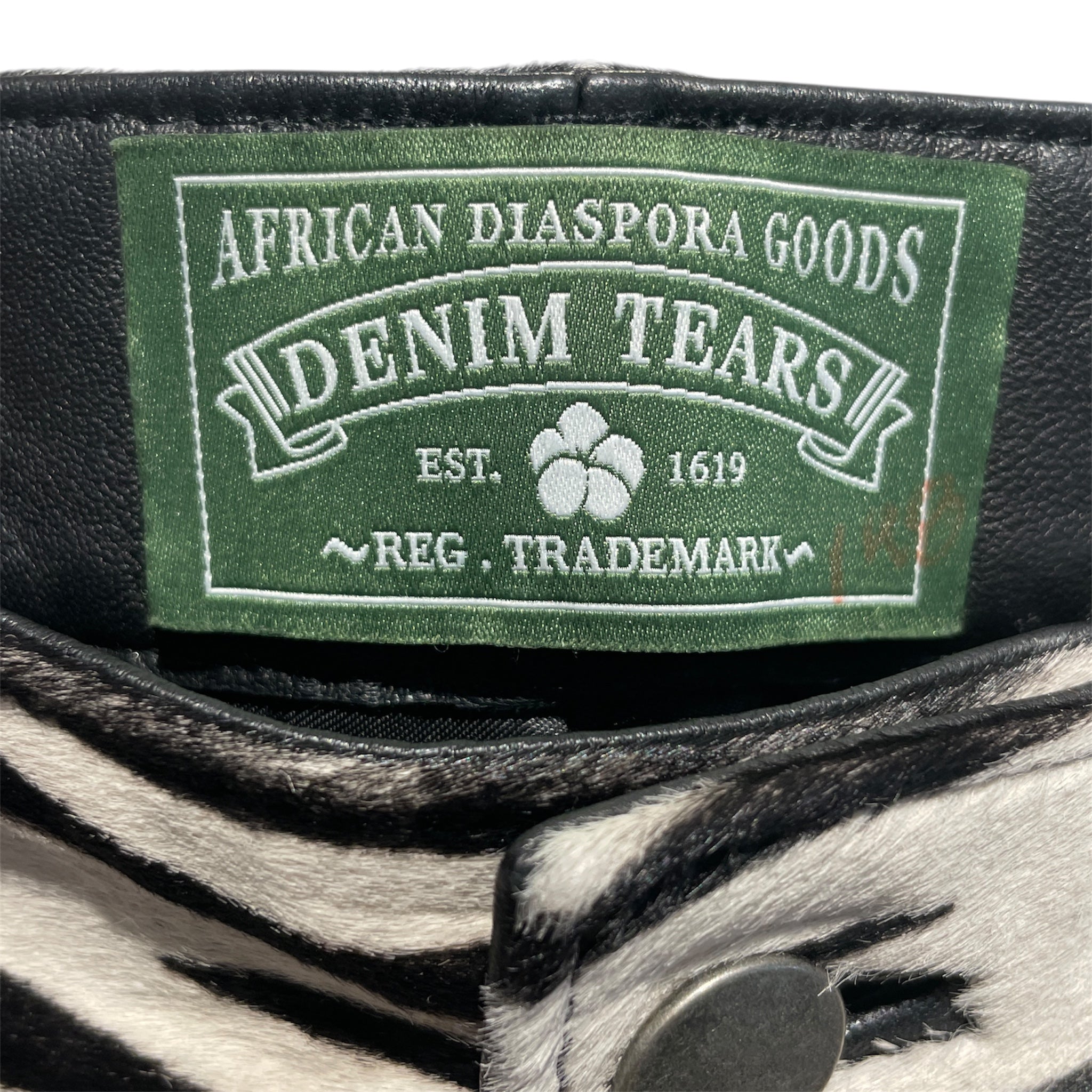 DENIM TEARS/Pants/S/Cotton/WHT/CALF HAIR view 3