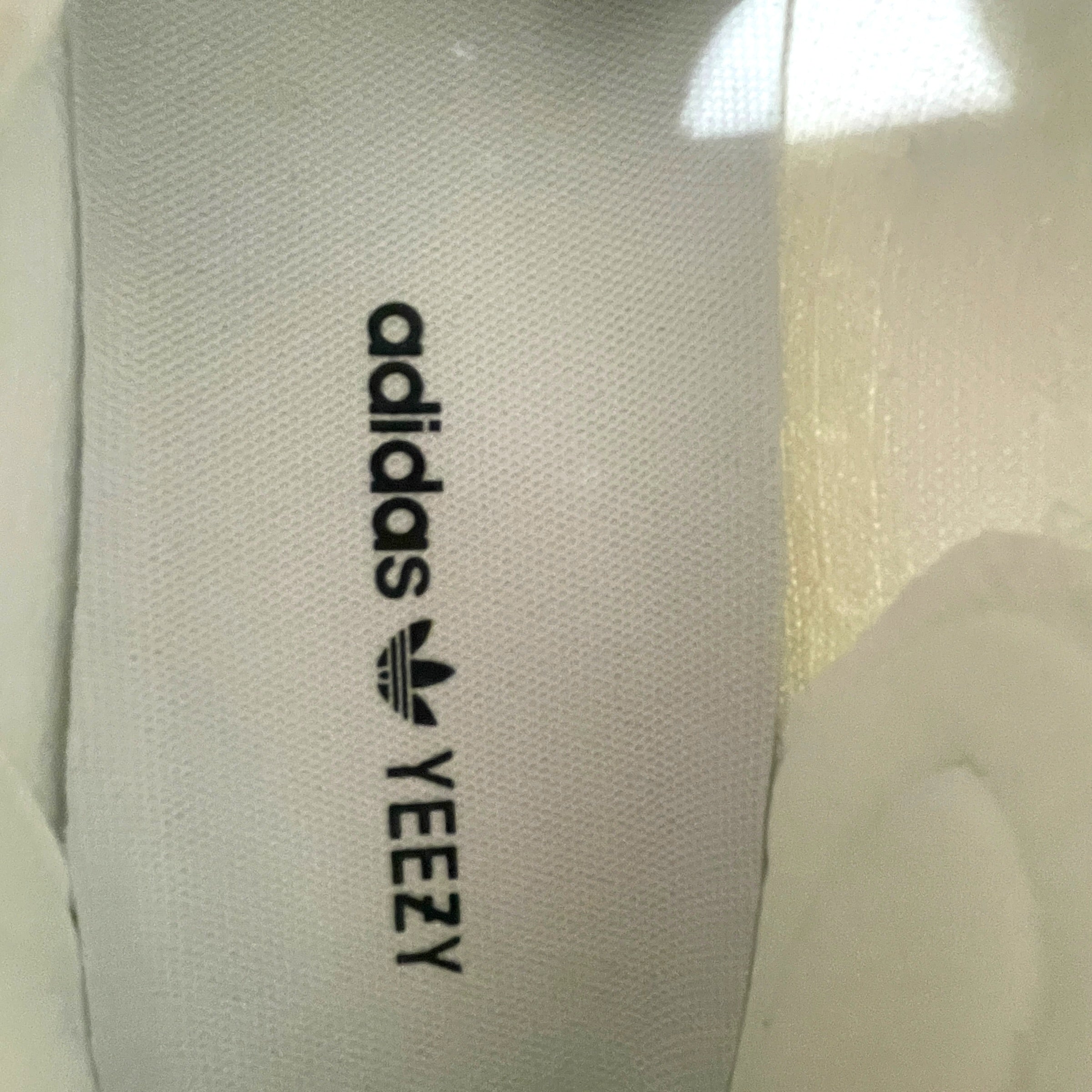 adidas/YEEZY/Low-Sneakers/US 10/Cotton/WHT/350 All White view 4