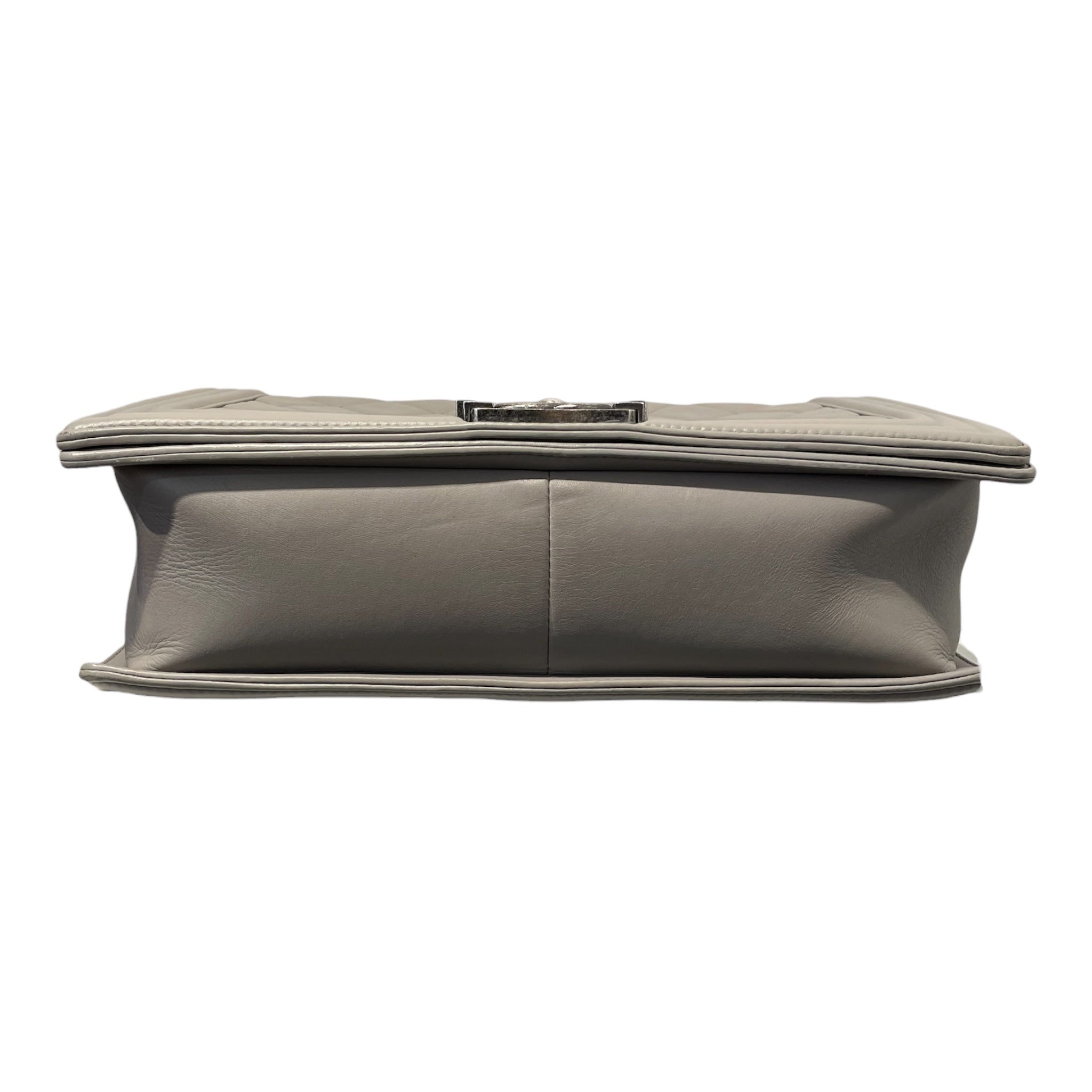 CHANEL/Cross Body Bag/Leather/GRY/19326690 QUILTED GRY view 3