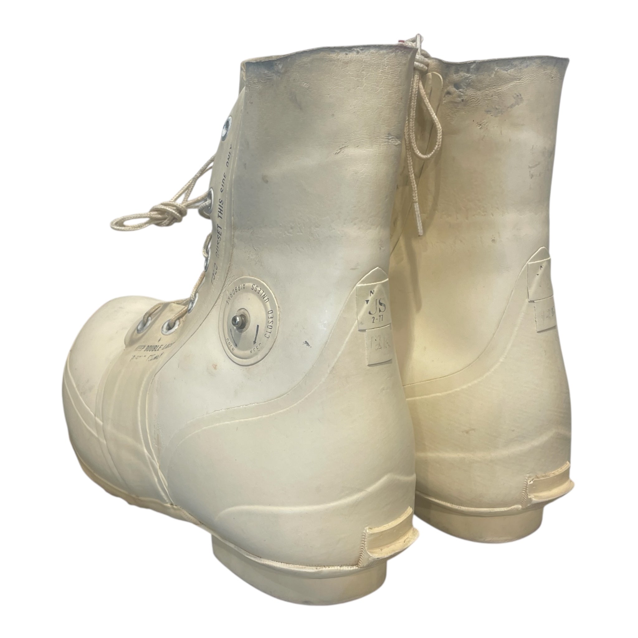 Vintage/Boots/IVR/BUNNY BOOTS view 2