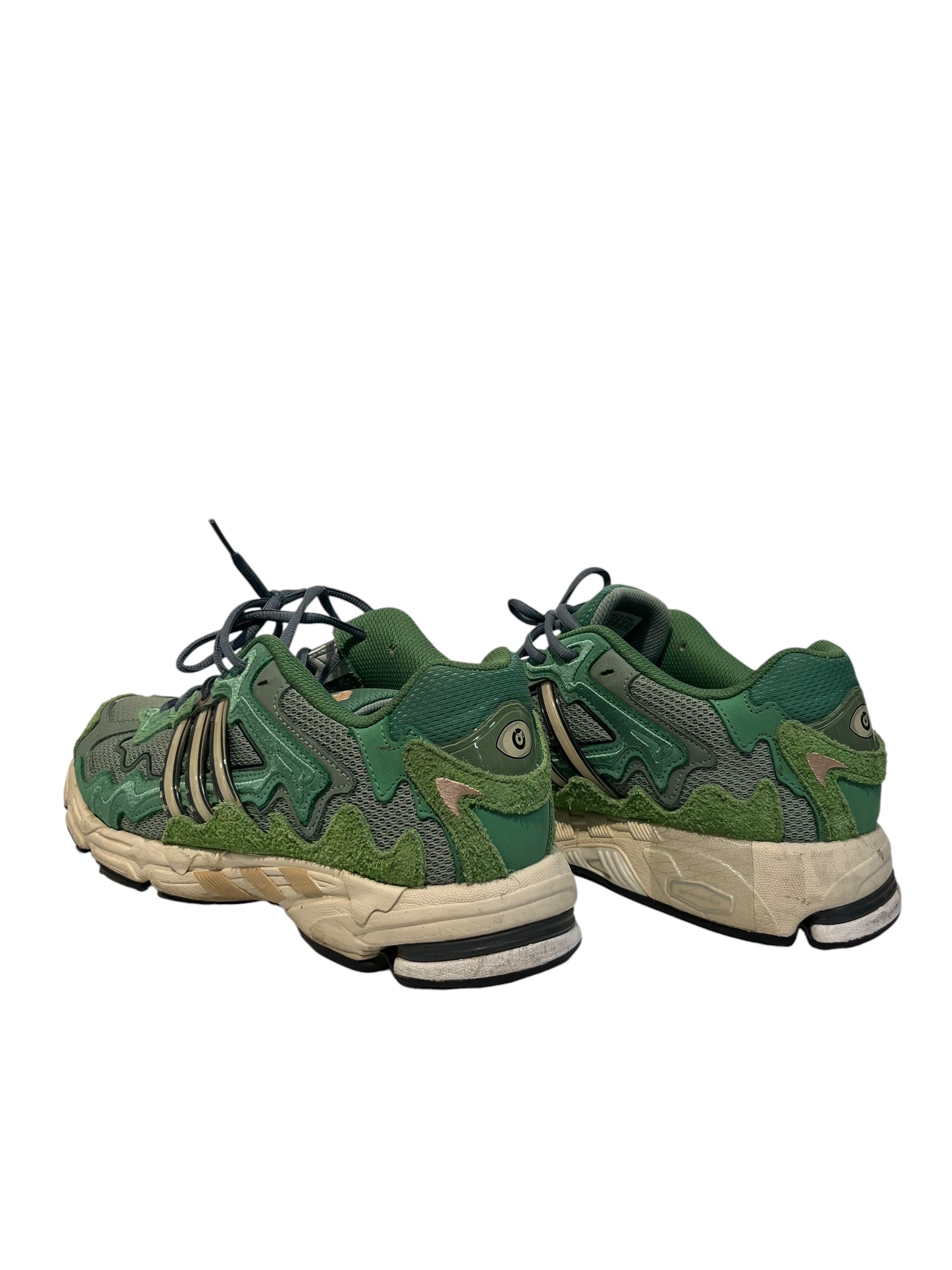 adidas/Low-Sneakers/US 10.5/GRN/IF7182 RESPONSE CL view 2