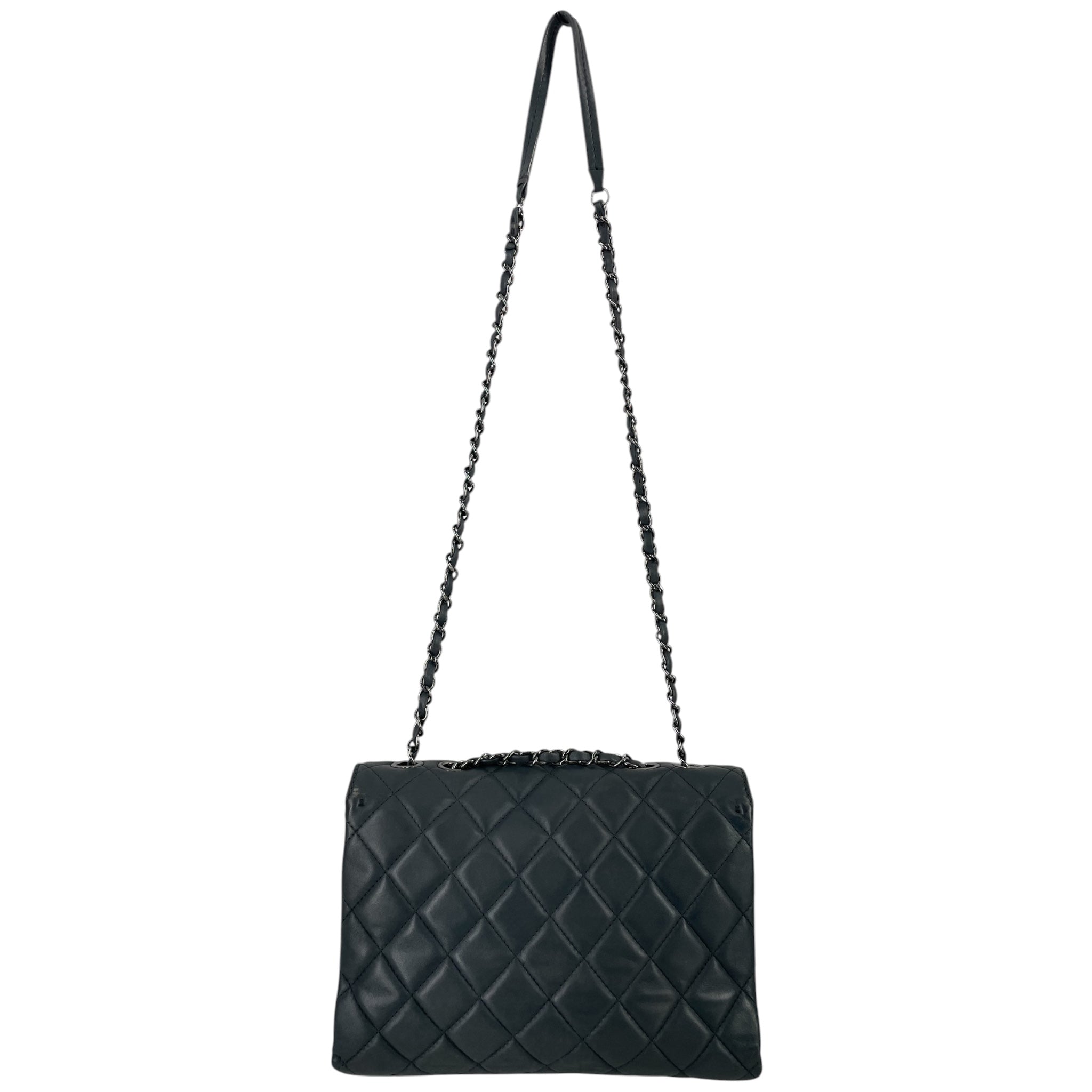 CHANEL/Cross Body Bag/Leather/GRY/19896880 GRY LOOP FLAP BAG view 2
