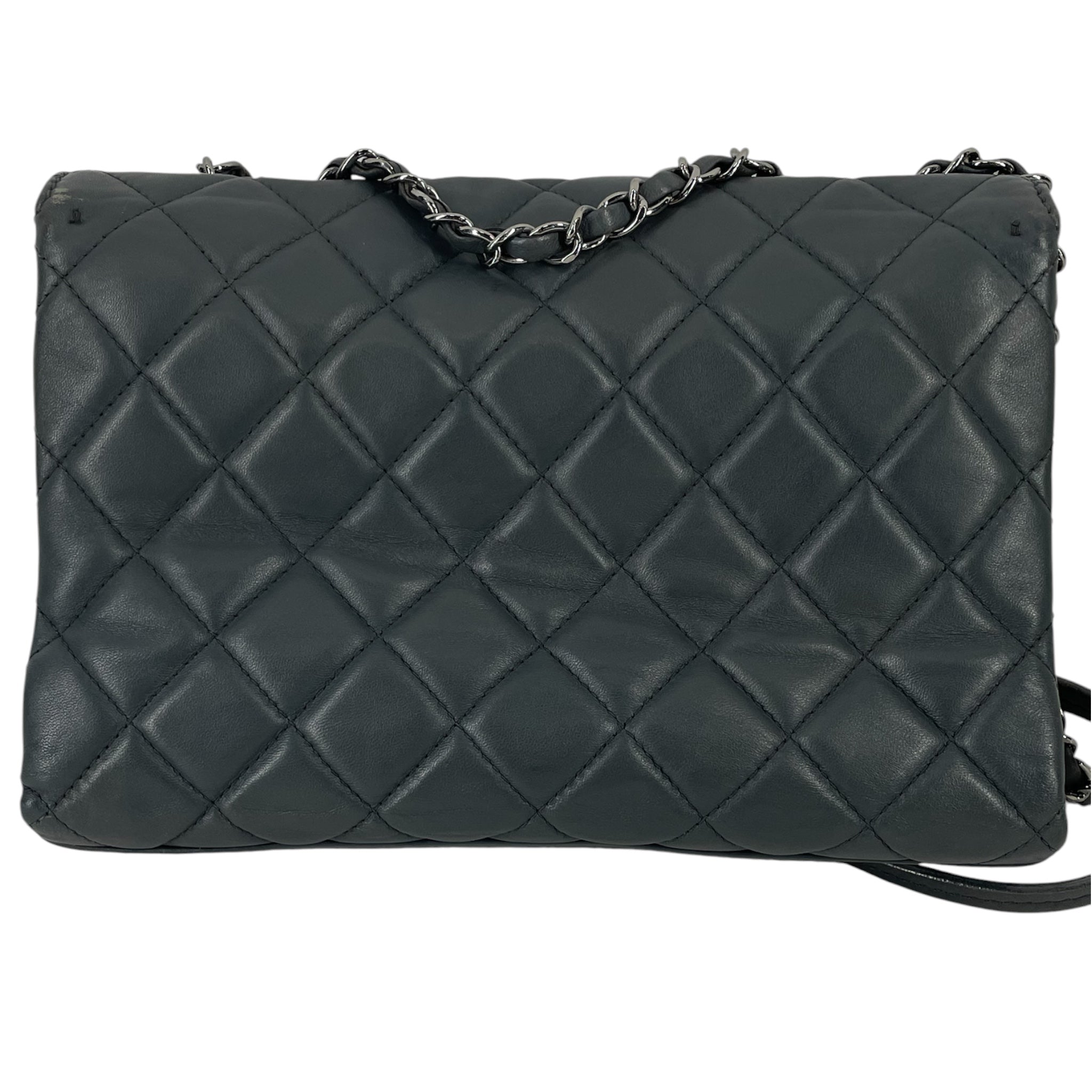 CHANEL/Cross Body Bag/Leather/GRY/19896880 GRY LOOP FLAP BAG view 5
