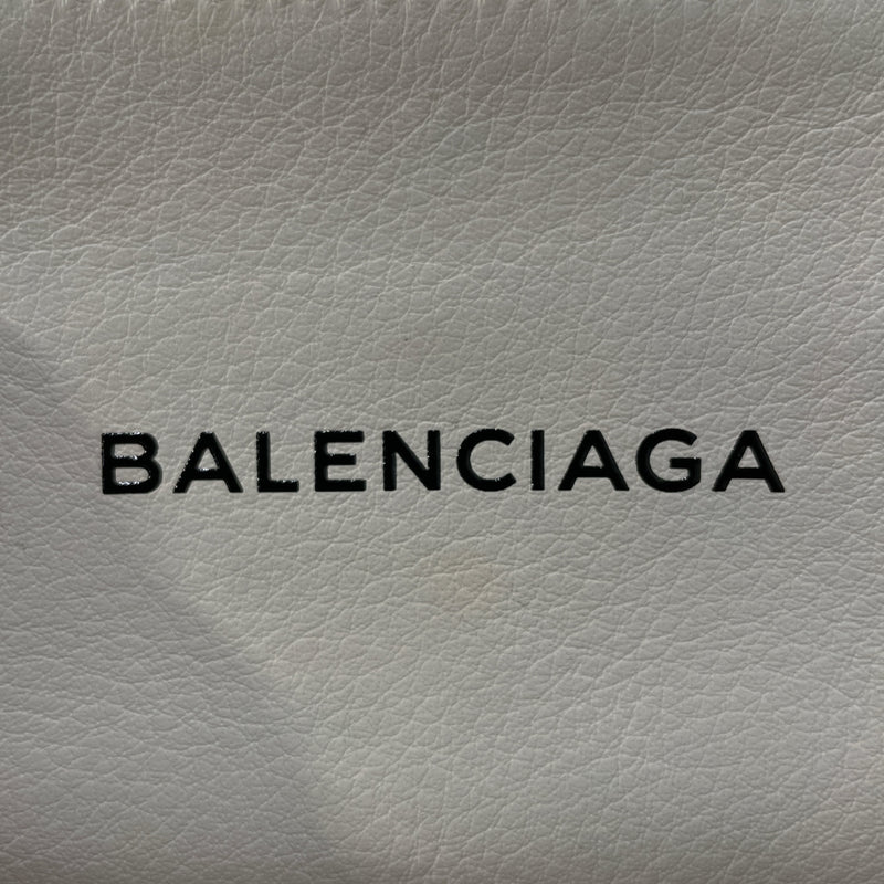 BALENCIAGA/Pouch/Leather/WHT/Everyday Logo Zip