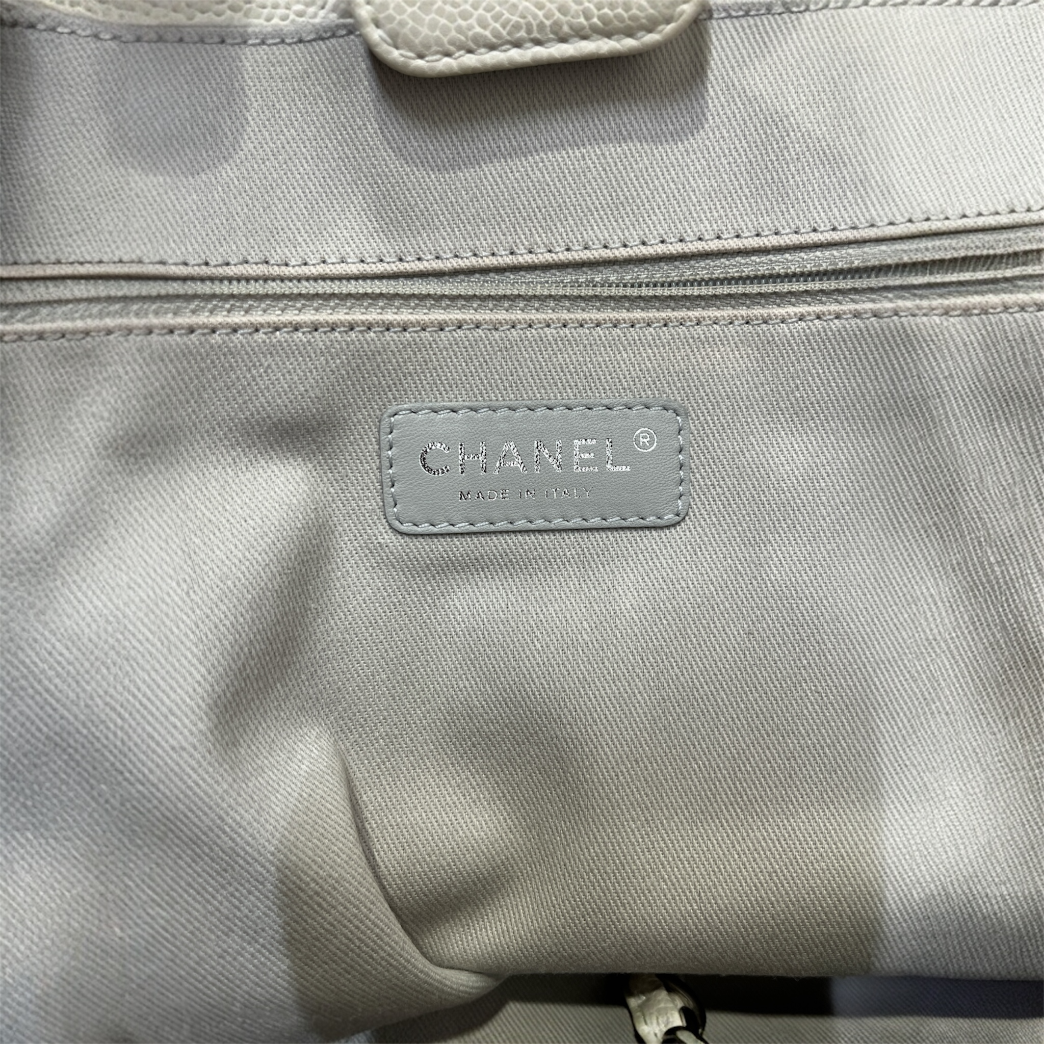 CHANEL/Tote Bag/Leather/CRM/TOTE SILVER HARDWARE view 5