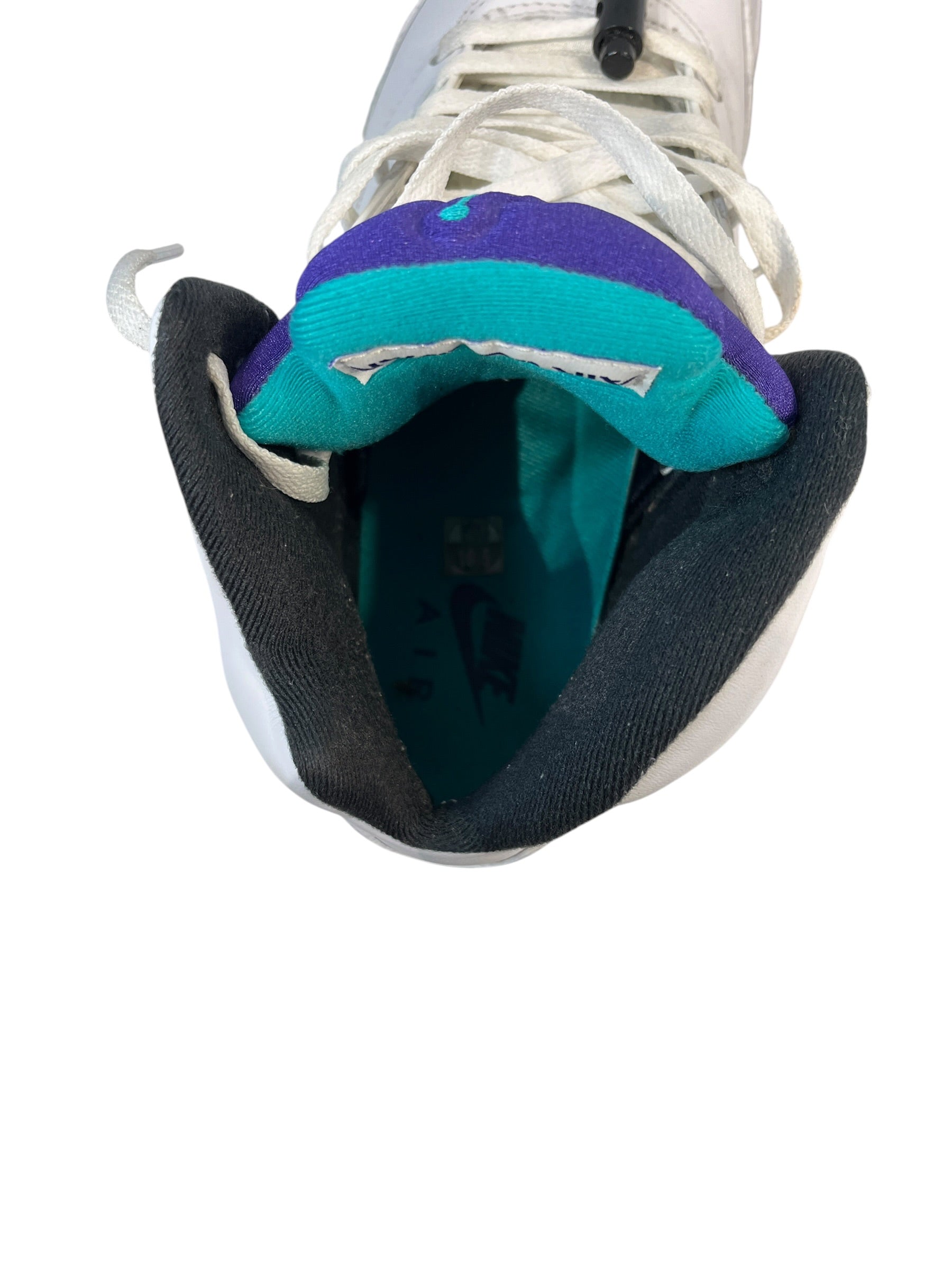 JORDAN BRAND/NIKE/Hi-Sneakers/US 10.5/Leather/WHT/2013 Grapes 5s view 3
