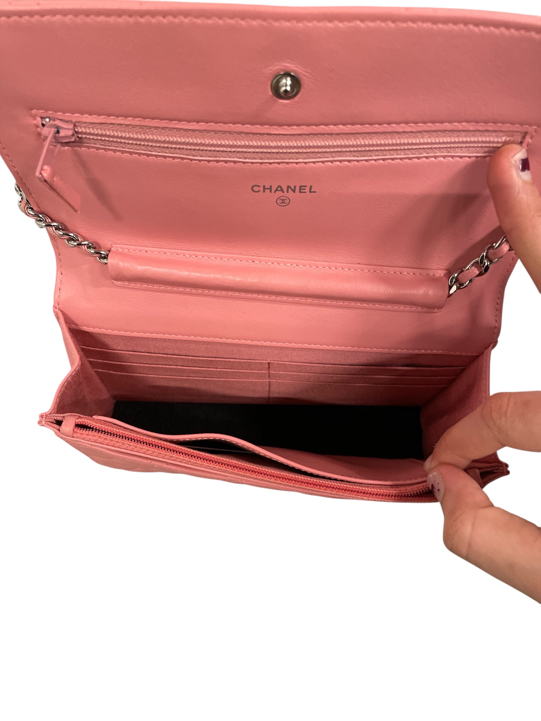 CHANEL/Cross Body Bag/Leather/PNK/QUILTED CAVIAR WALLET ON CHAIN view 4
