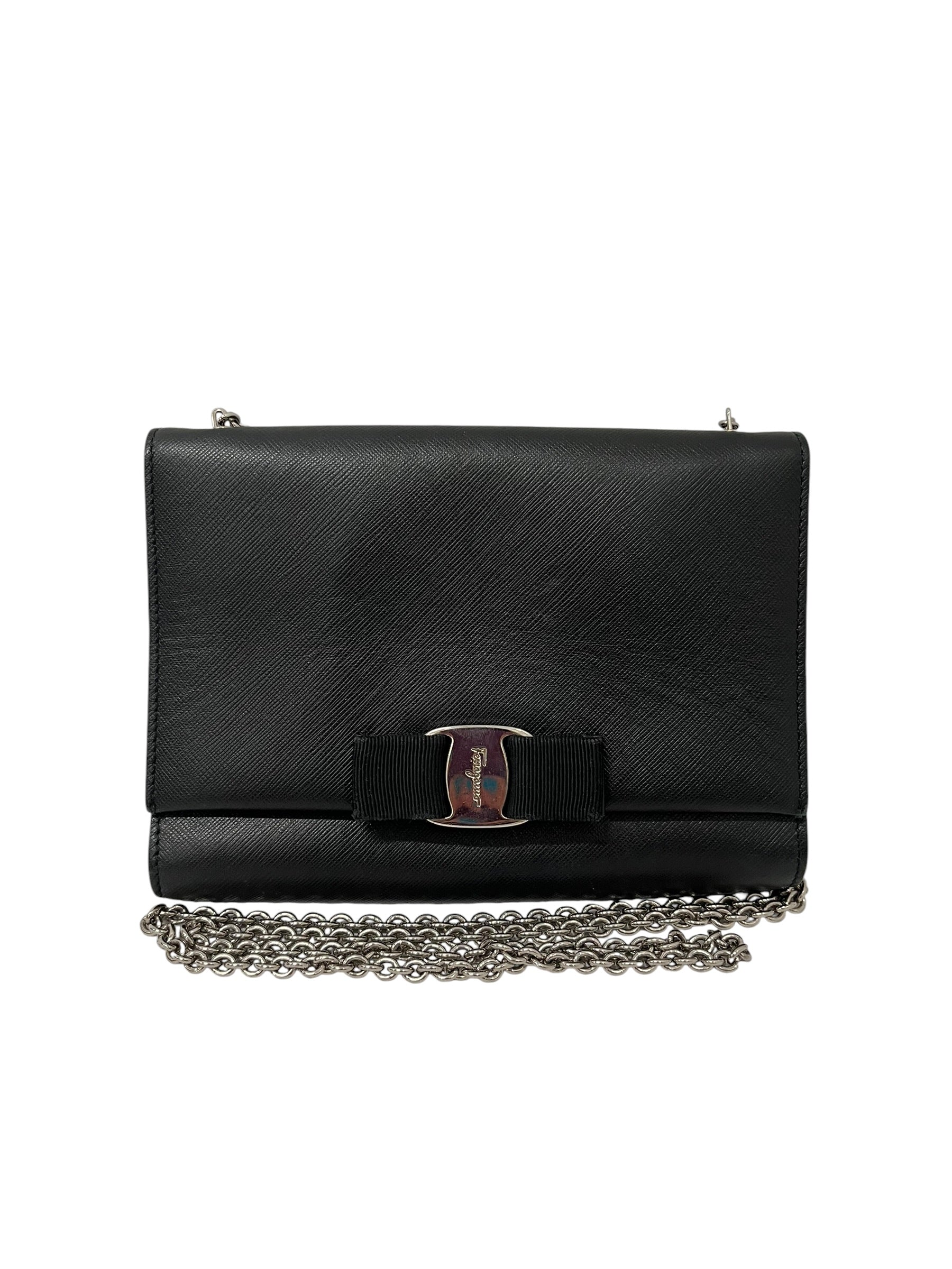 Salvatore Ferragamo/Cross Body Bag/Leather/BLK/AU-22/B558 view 1
