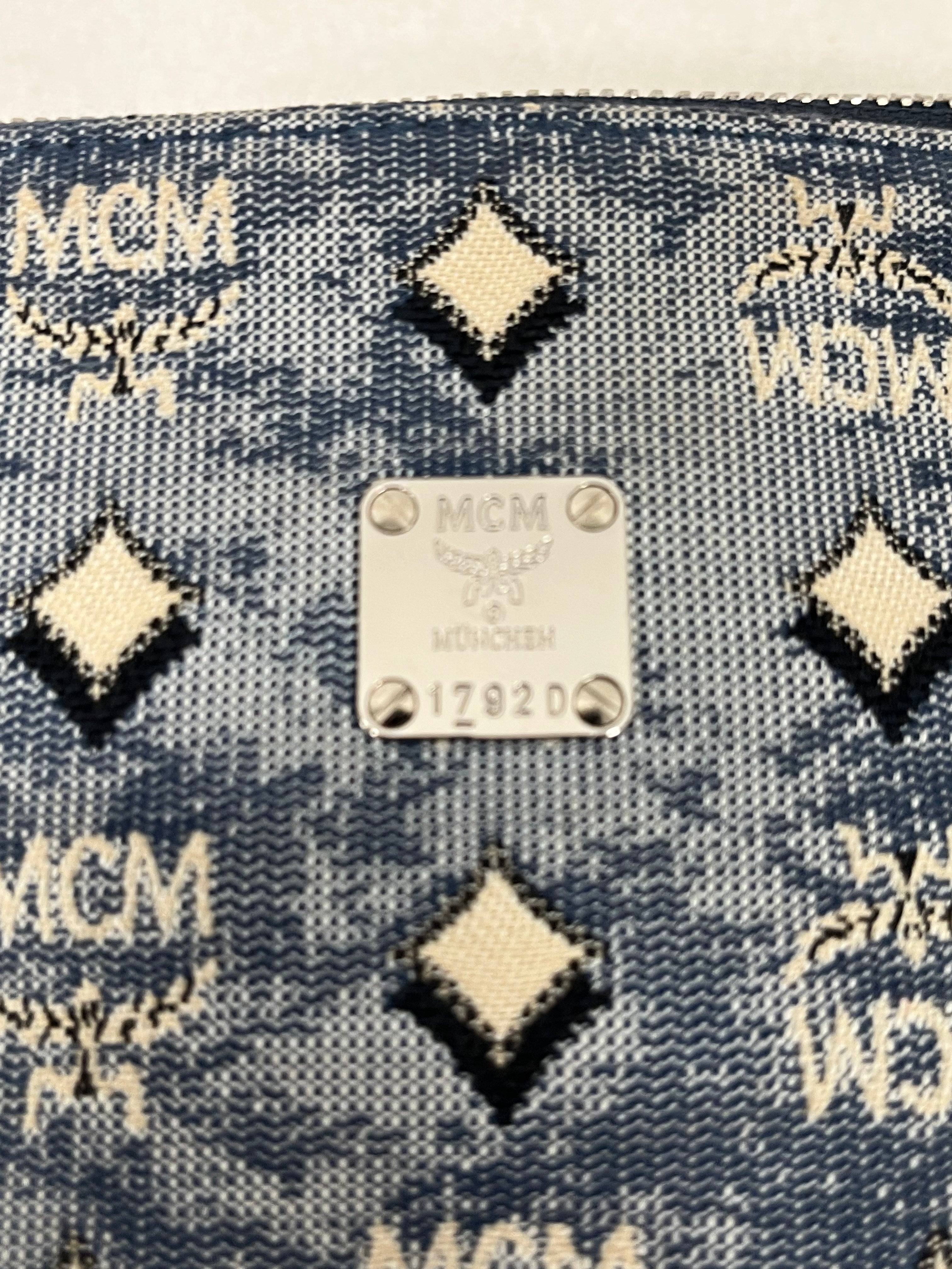 MCM/Clutch Bag/Monogram/Cotton/BLU/CLUTCH W/ LEATHER CARRY STRAP view 3