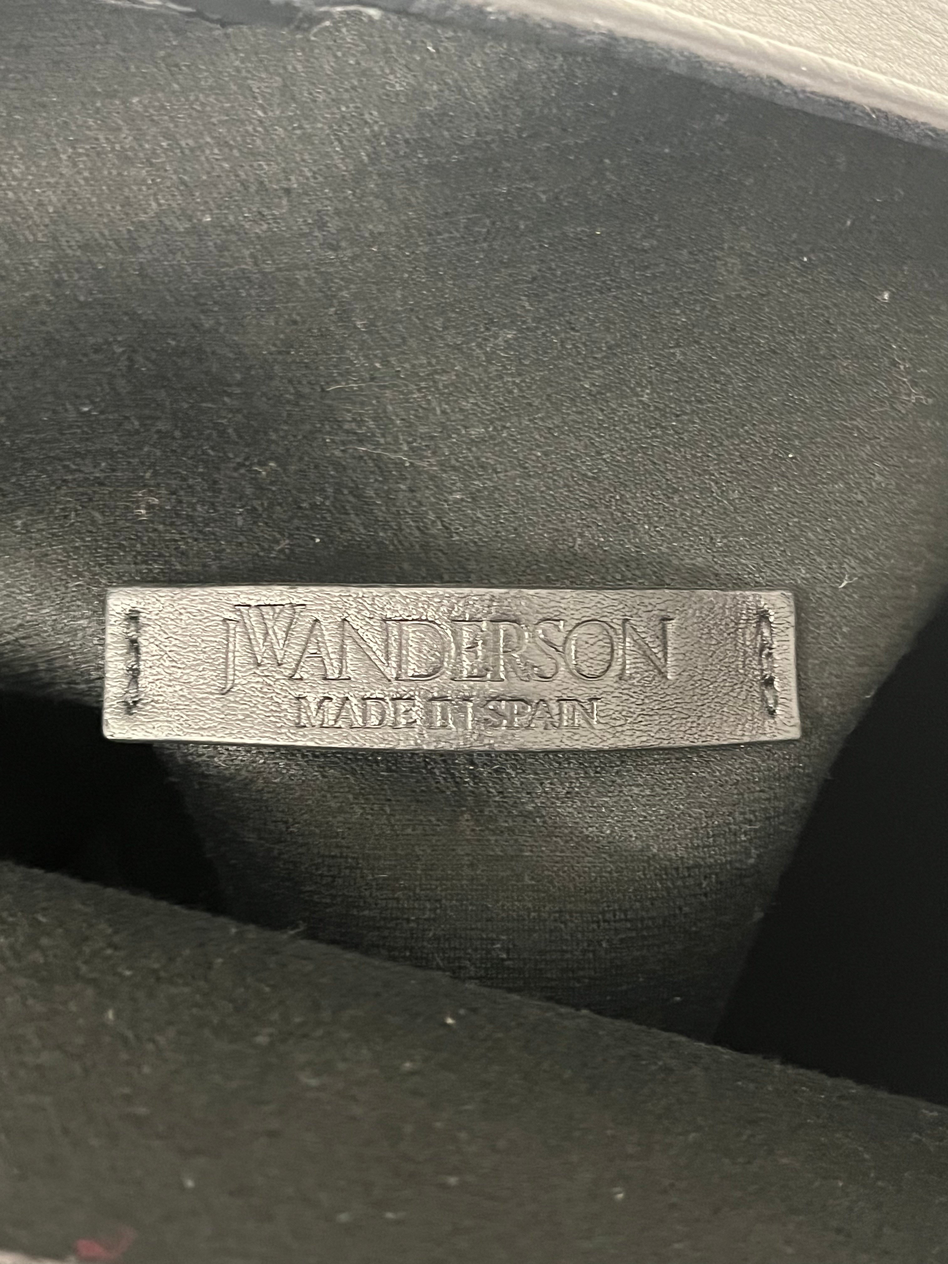 JW ANDERSON(J.W.ANDERSON)/Tote Bag/Leather/BLK/CORNER BAG view 3