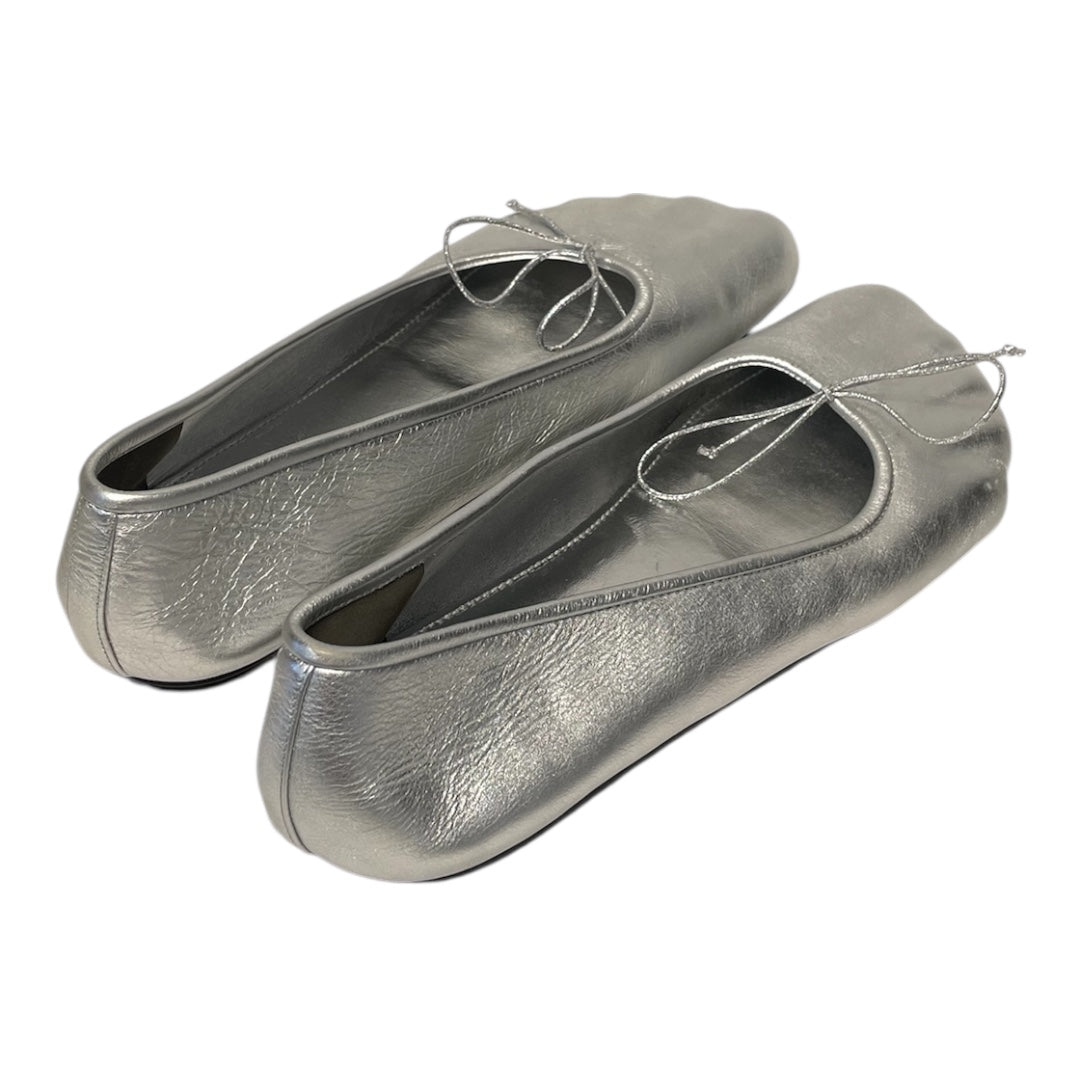 BALENCIAGA/Low-Sneakers/EU 38.5/Leather/SLV/feet print ballet flat view 2
