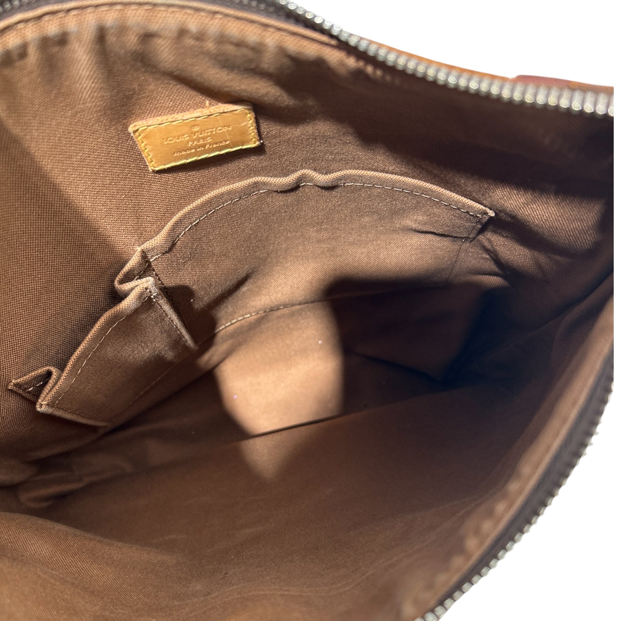 LOUIS VUITTON/Cross Body Bag/Monogram/Leather/BRW/Odeon MM Monogram Bag view 3