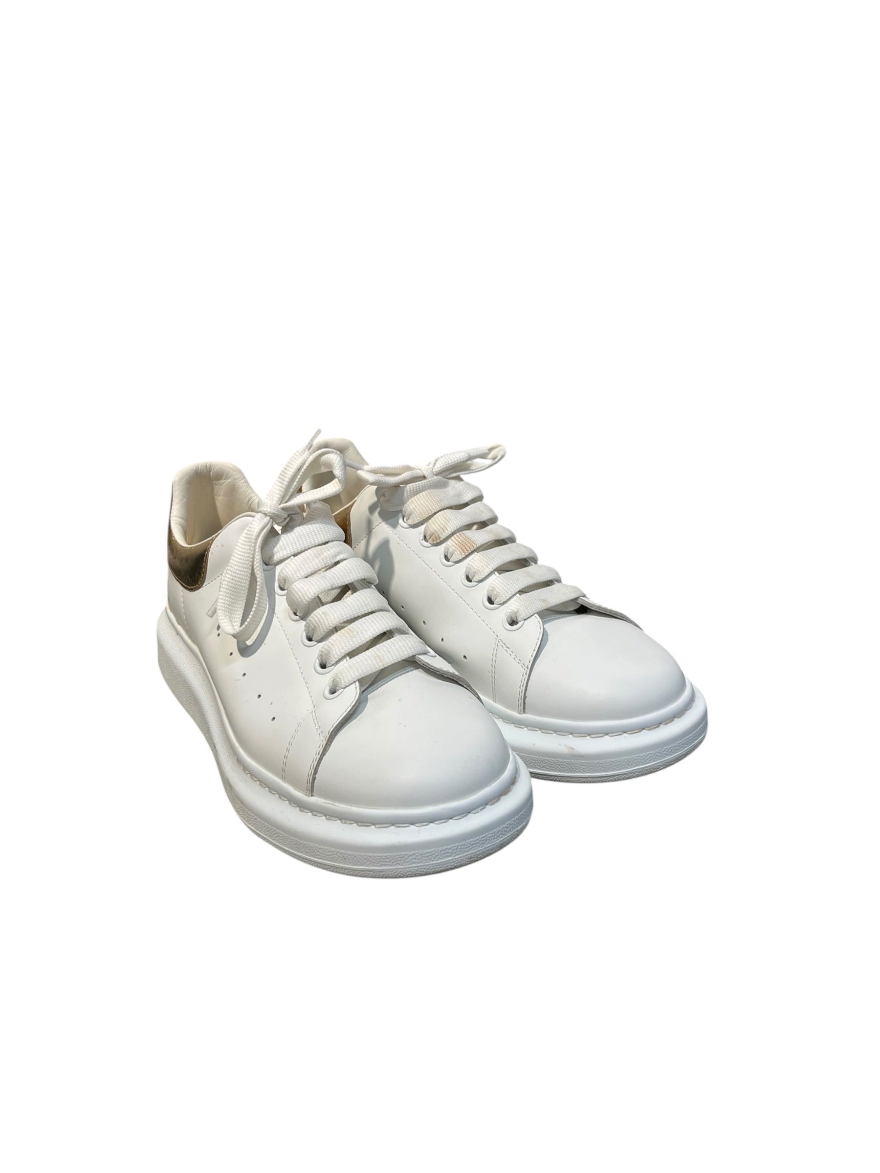 Alexander McQueen/Low-Sneakers/US 10.5/Leather/WHT/larry sneakers white and gold view 1