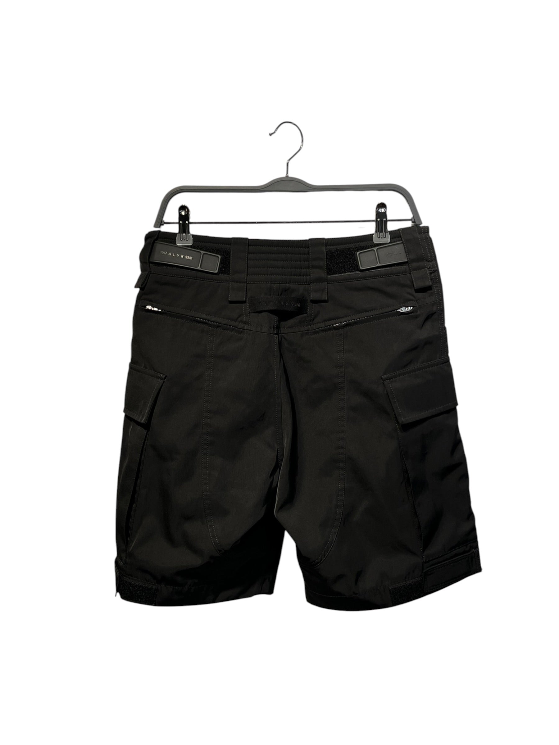1017 ALYX 9SM(ALYX)/Shorts/46/Cotton/BLK/tactical cargo shorts view 2