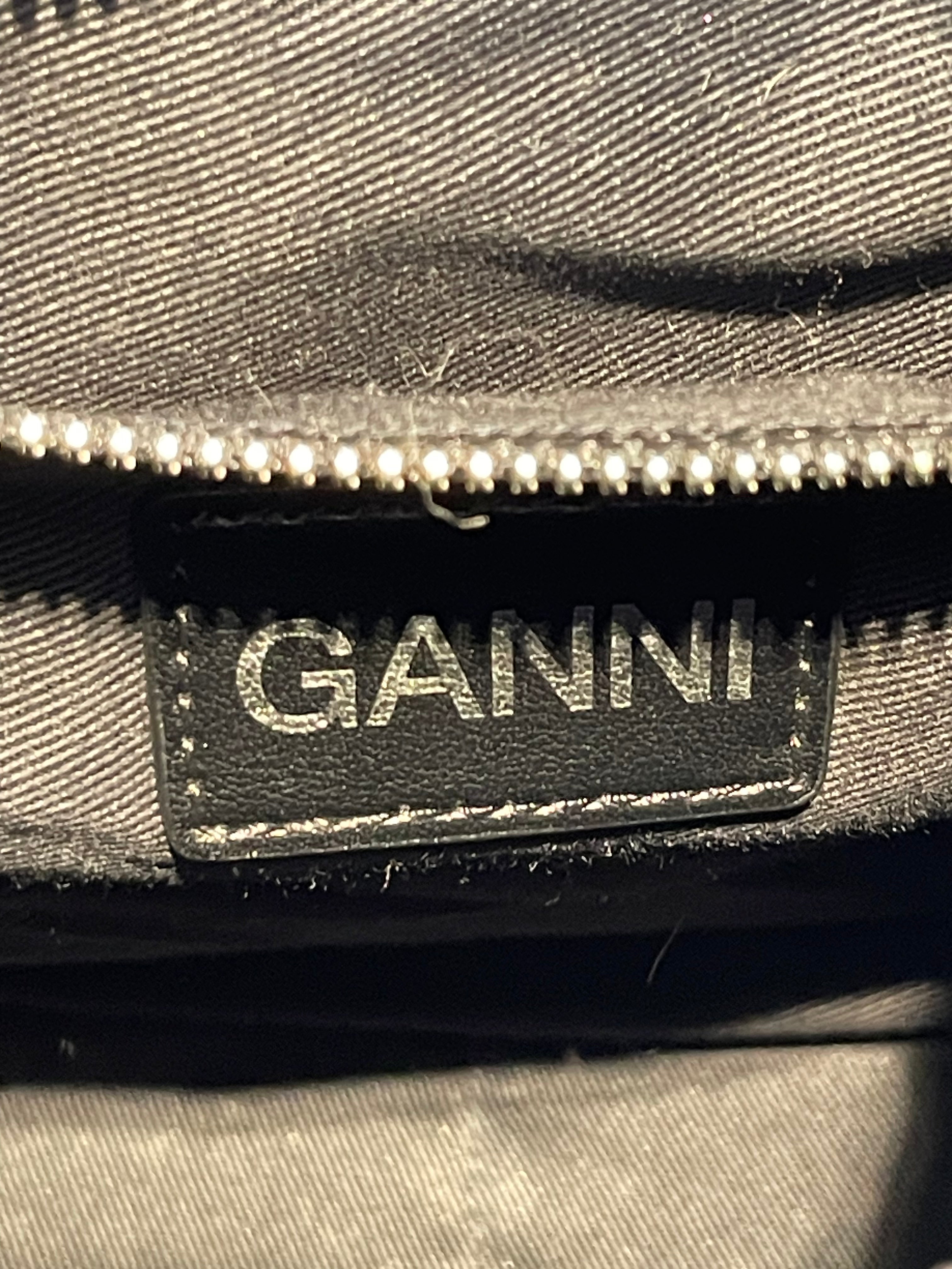 GANNI/Hand Bag/Leather/BLK/hobo bag/sil hard/mirror/squar view 10