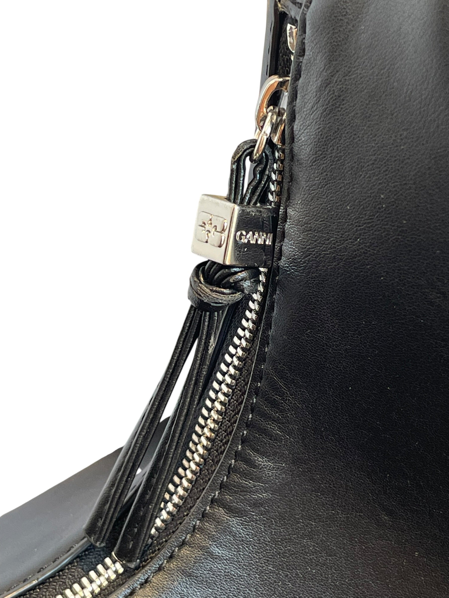 GANNI/Hand Bag/Leather/BLK/hobo bag/sil hard/mirror/squar view 4