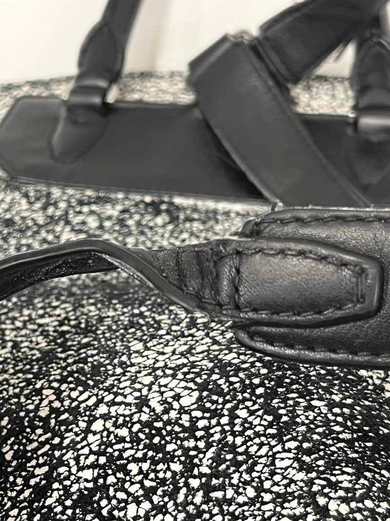 Alexander Wang/Backpack/M/Leather/WHT/PAINT CRACKING ALL OVER