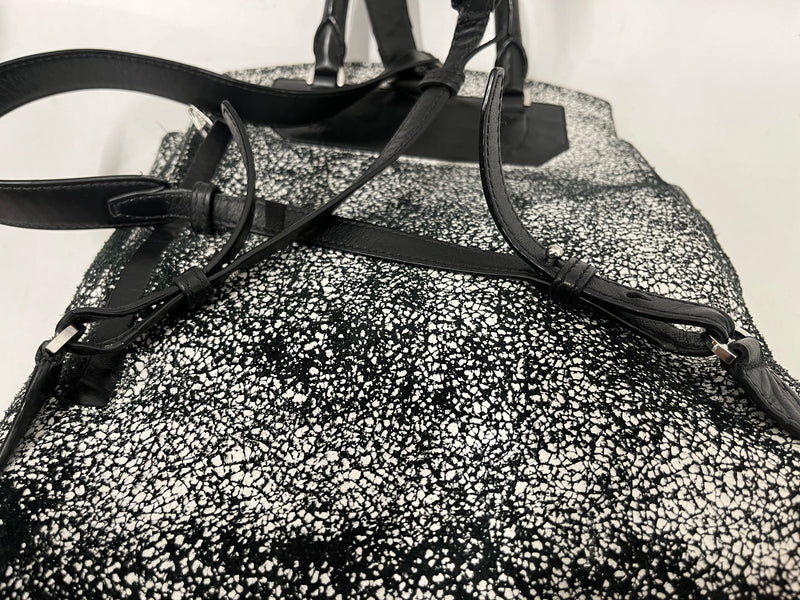 Alexander Wang/Backpack/M/Leather/WHT/PAINT CRACKING ALL OVER