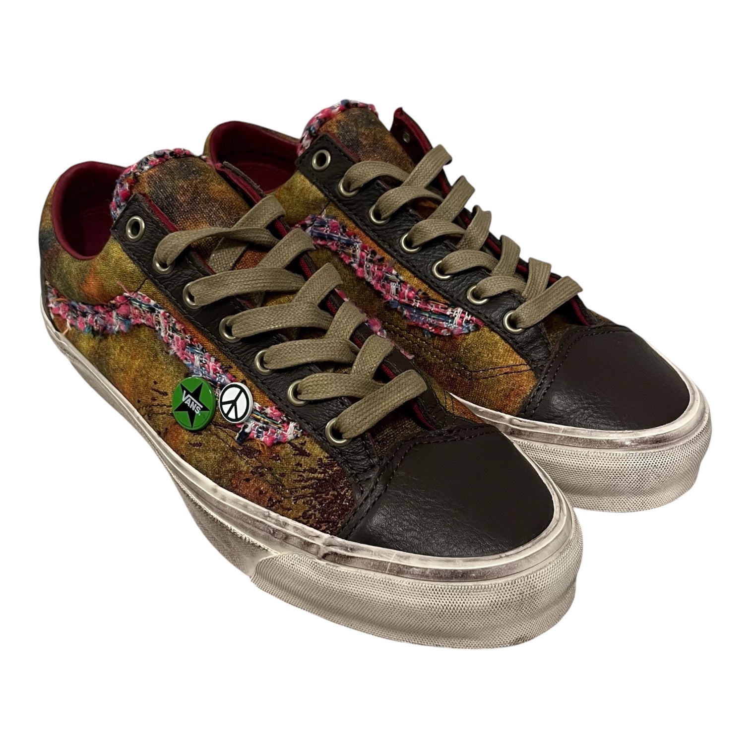 VANS/Low-Sneakers/US 10/Cotton/KHK/souvenir pack pins view 1