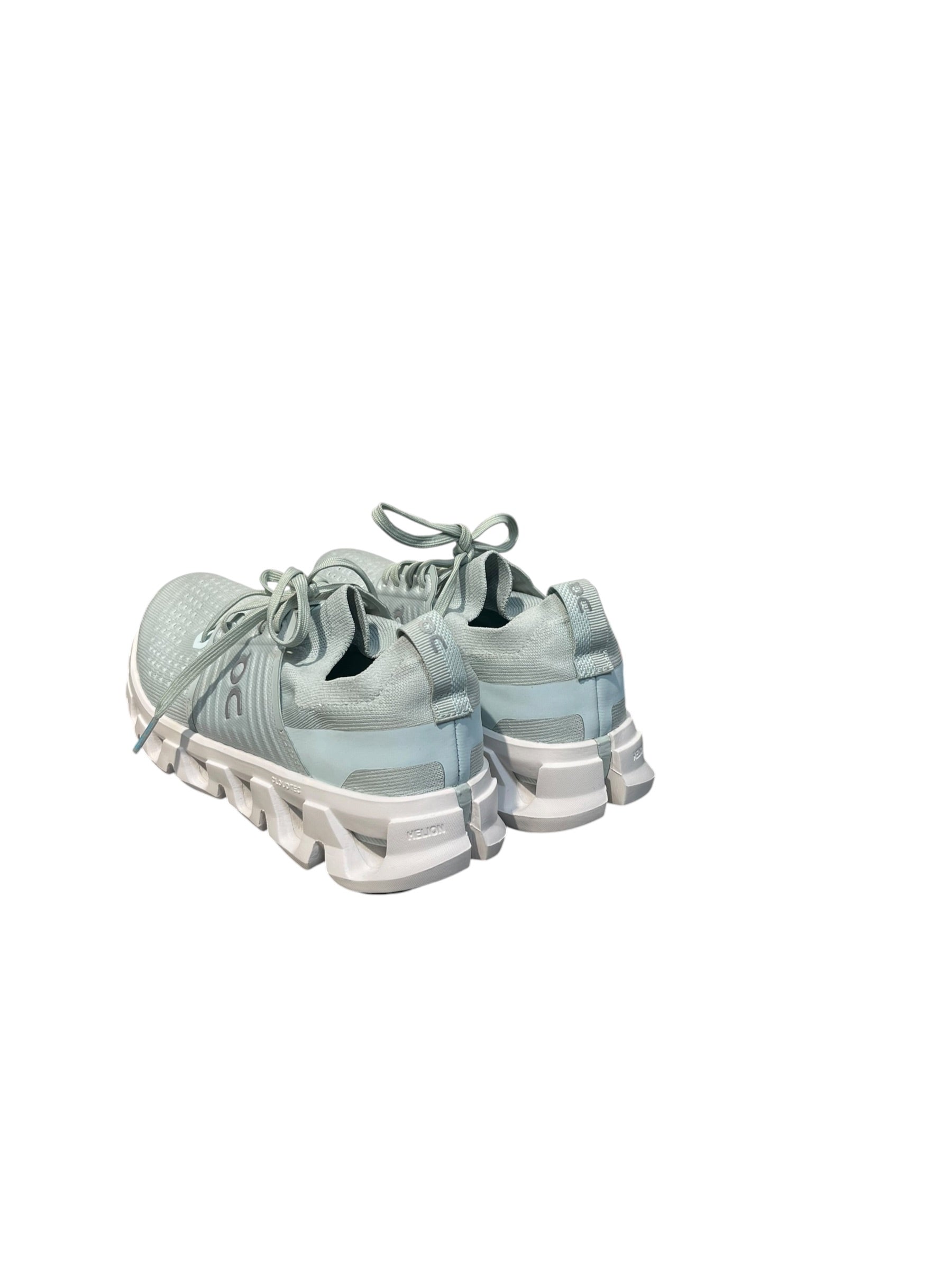 On/Hi-Sneakers/US 7.5/Cotton/GRN/cloudswift 4 view 2