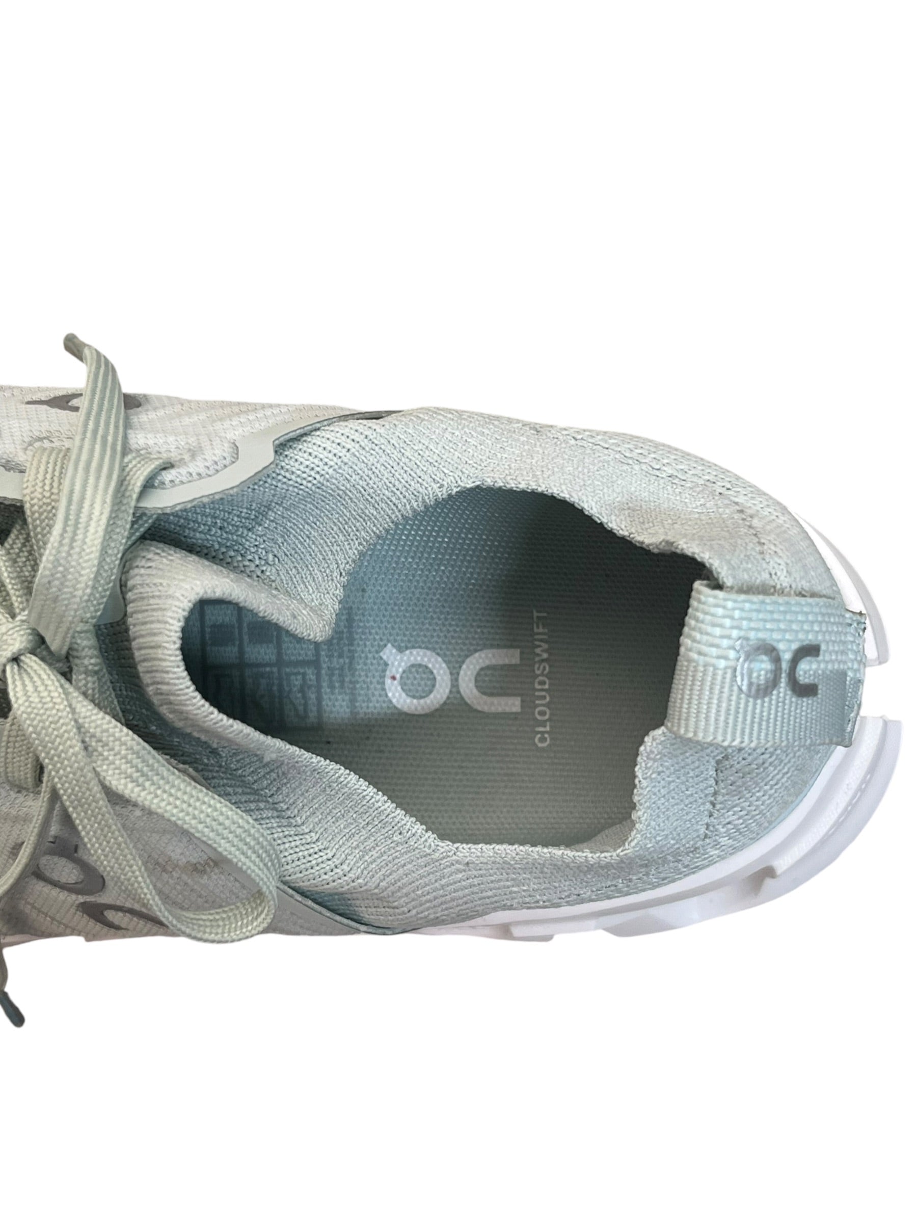 On/Hi-Sneakers/US 7.5/Cotton/GRN/cloudswift 4 view 3