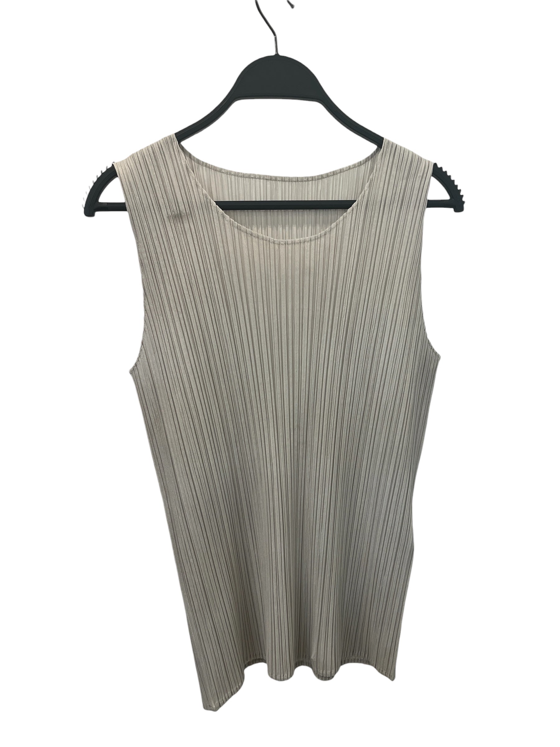ISSEY MIYAKE/Camisole/5/Polyester/CRM/ view 1