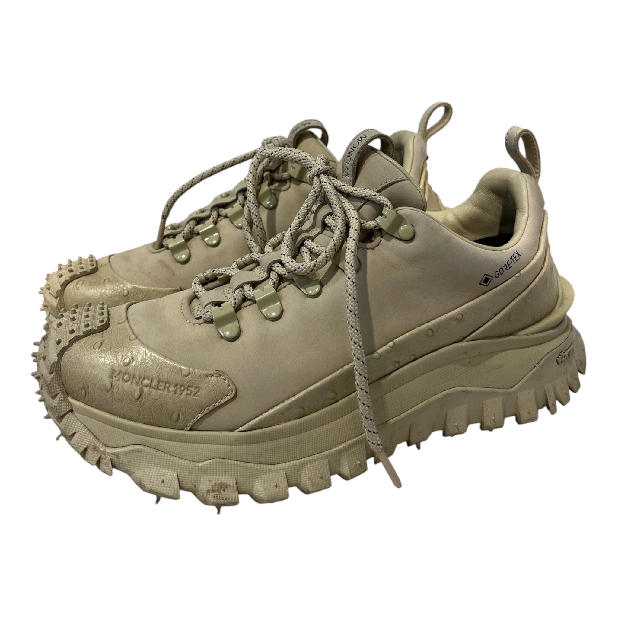 MONCLER/Low-Sneakers/EU 38.5/Leather/CRM/cream ostriche leather outdoor view 1