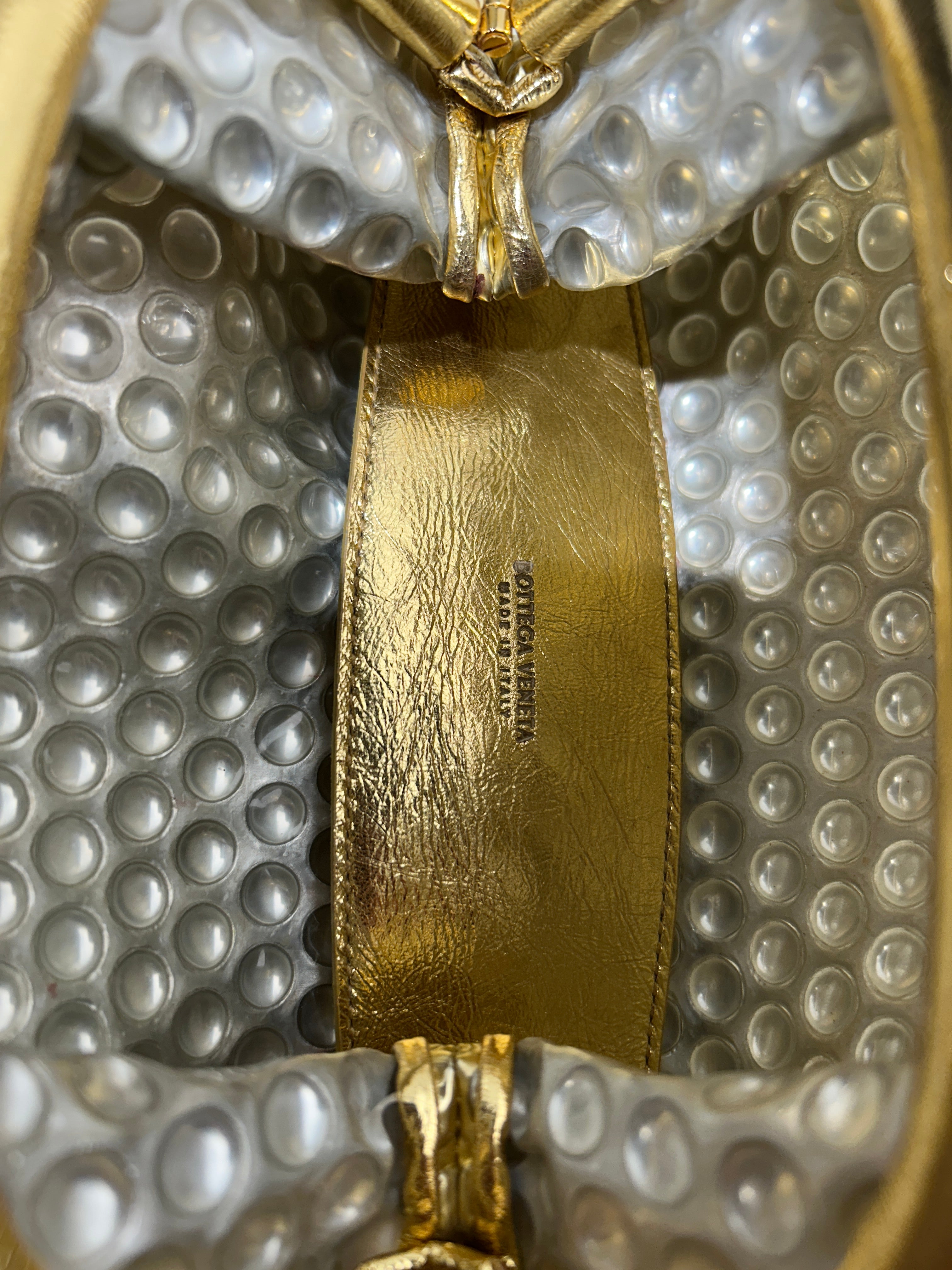 BOTTEGA VENETA/Bag/GLD/POUCH LEATHER CLUTCH BAG view 5