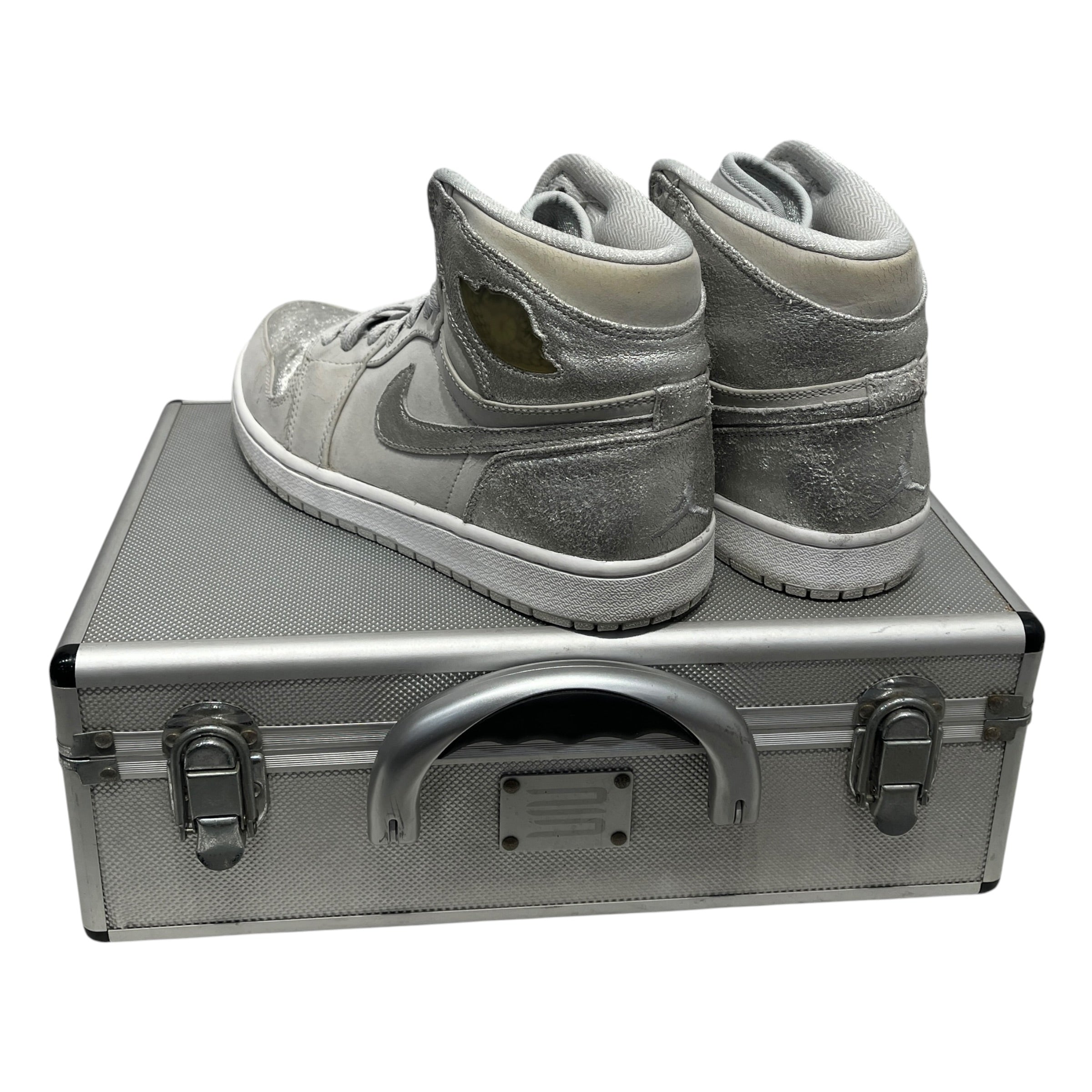 NIKE/Hi-Sneakers/US 9/SLV/AJ1 RETRO SILVER 25TH ANNI view 2
