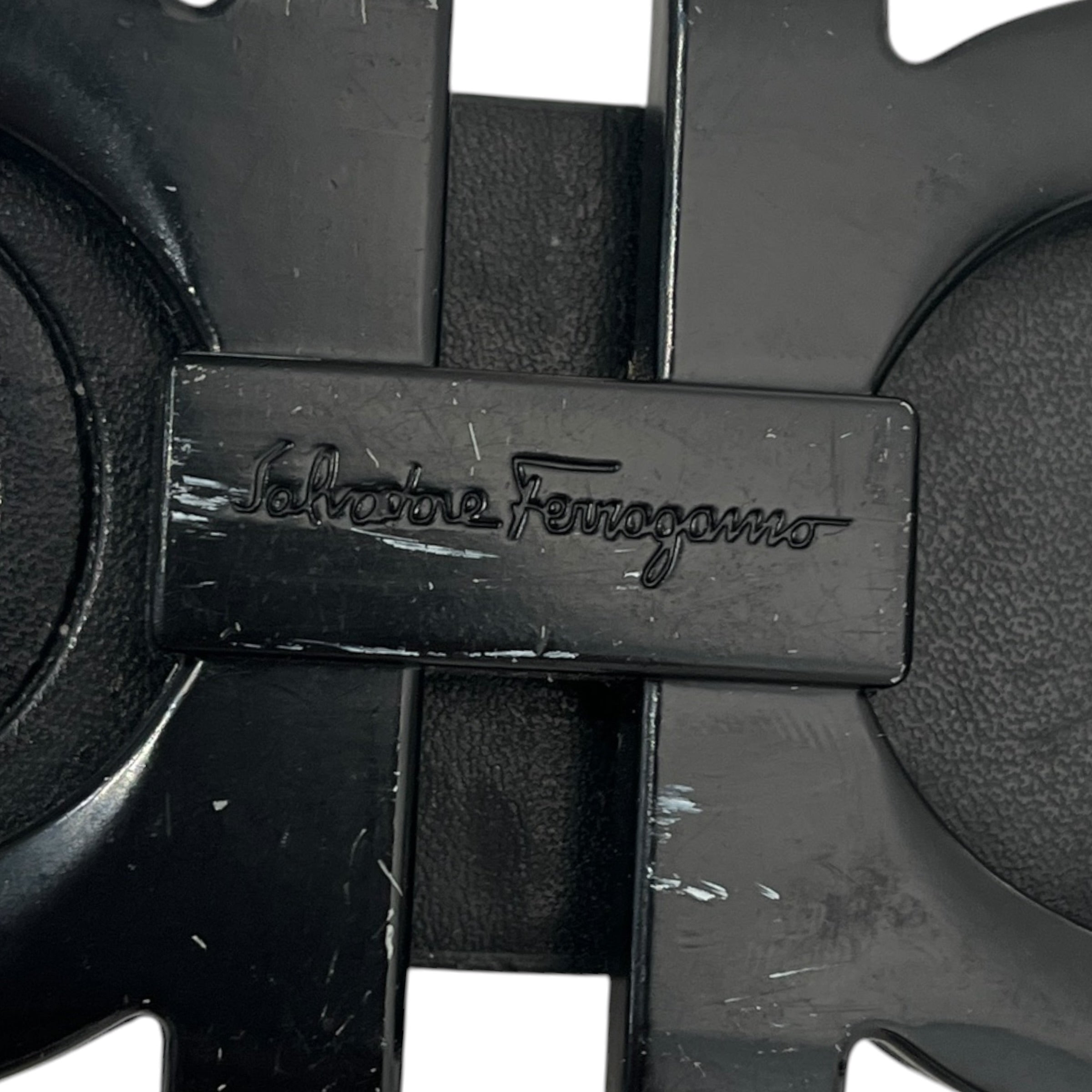 Salvatore Ferragamo/Belt/Monogram/Leather/BLK/M's/engraved logo on belt view 3