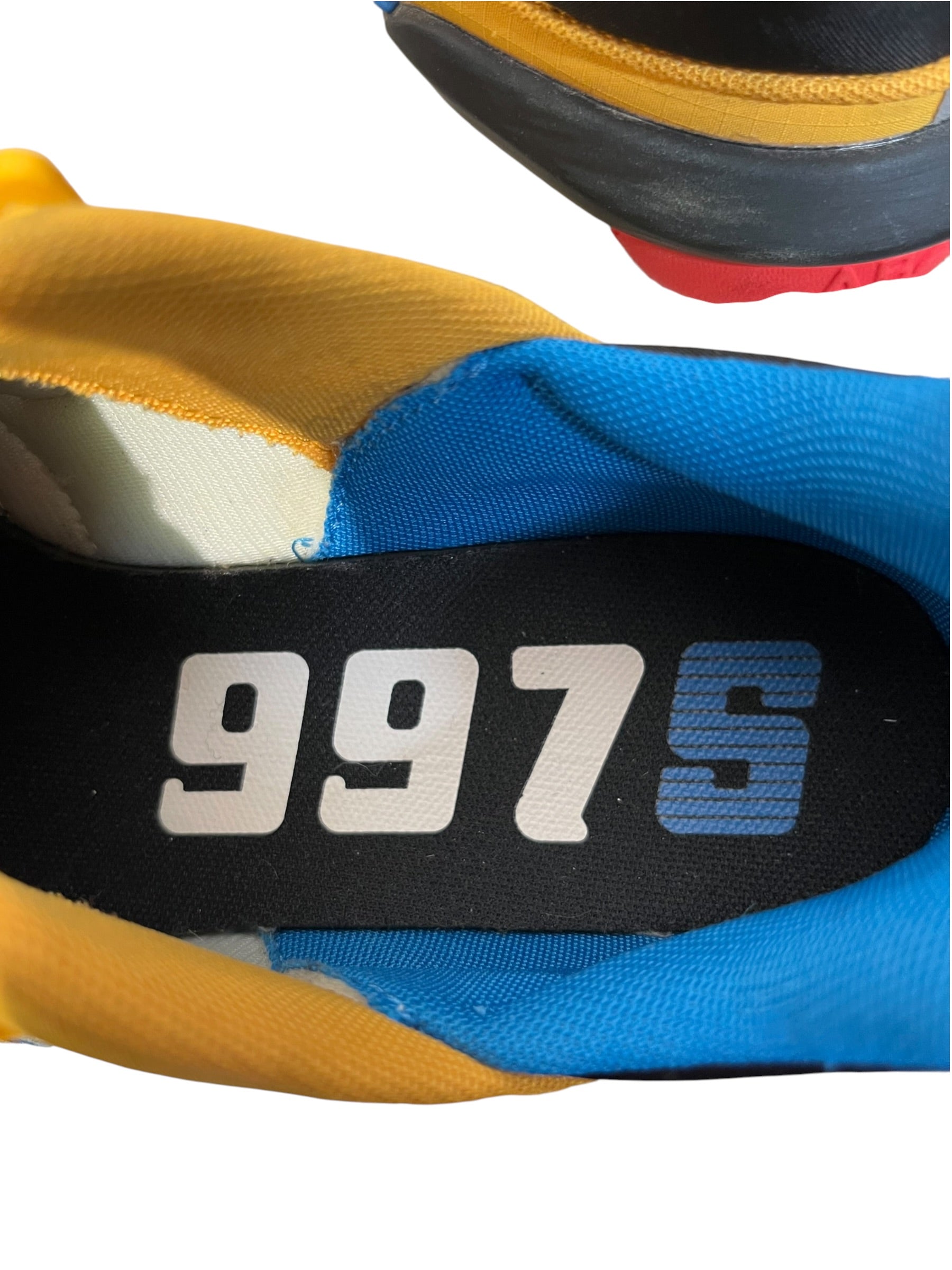 NEW BALANCE/Low-Sneakers/US 8/Nylon/GLD/997S VARSITY GOLD BLACK view 3
