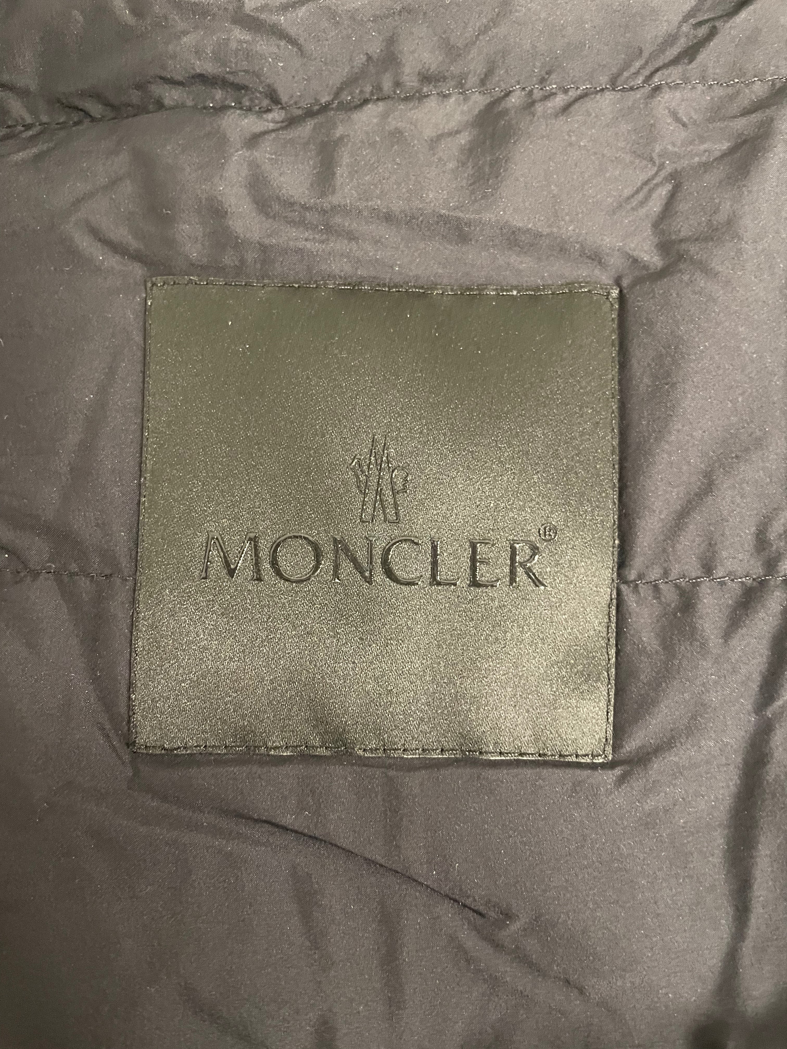 MONCLER/Puffer Vest/Polyester/BLK/1/2 zip view 3