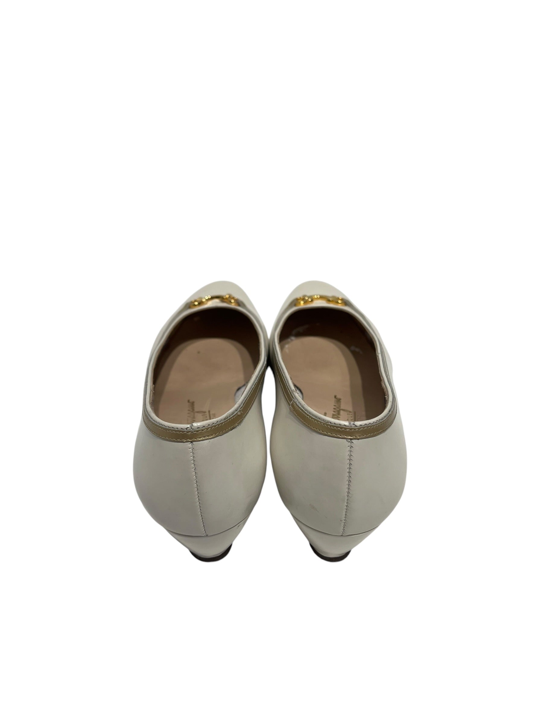 Salvatore Ferragamo/Flat Shoes/US 8.5/Leather/WHT/GOLD CHAIN view 5
