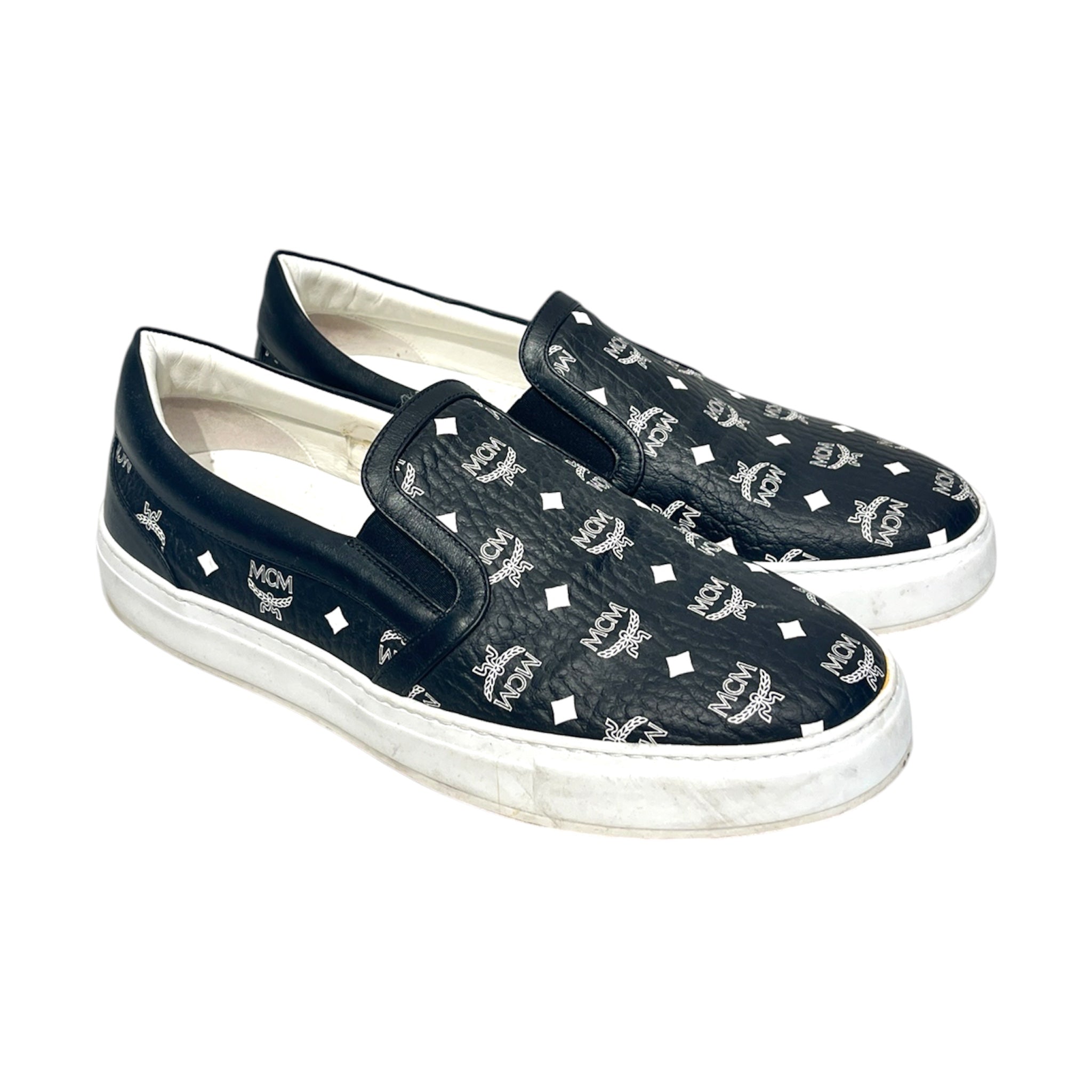 MCM/Loafers/US 9.5/Monogram/Leather/BLK/sllip on view 1