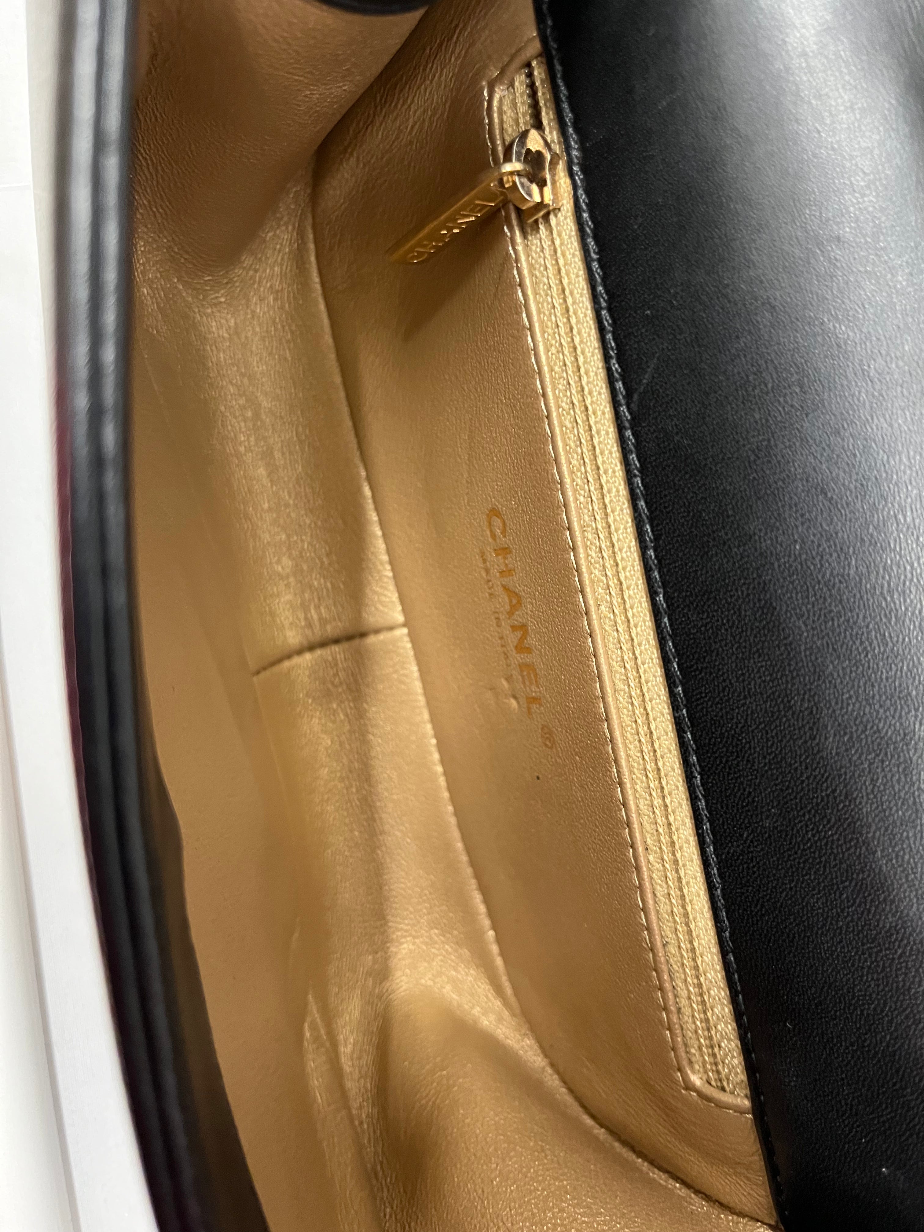 CHANEL/Cross Body Bag/Leather/BEG/OCTAGON MATELLESE 24734354 view 3