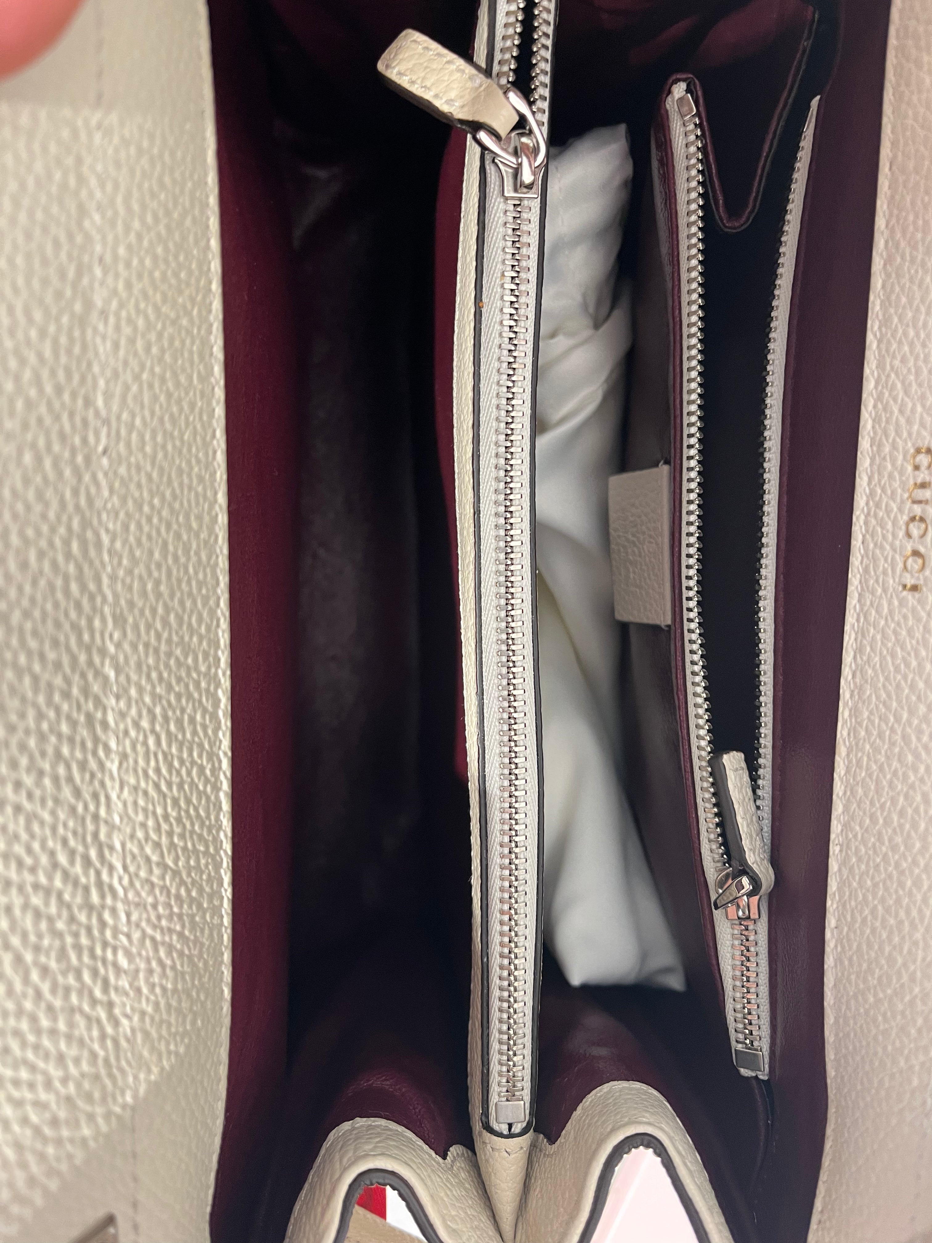 GUCCI/Bag/Leather/CRM/569712-493075 view 4