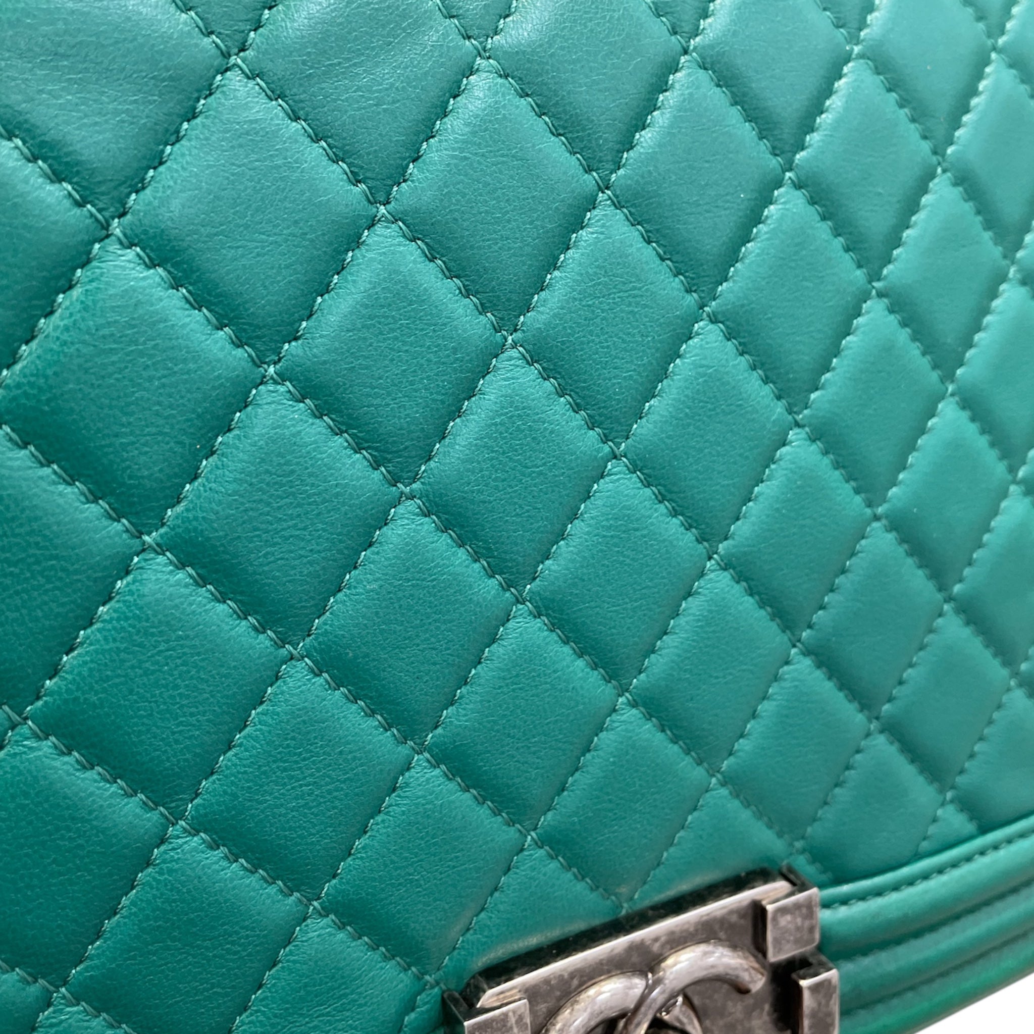 CHANEL/Bag/Leather/GRN/CHANEL BAG GRN CROSSBODY view 3