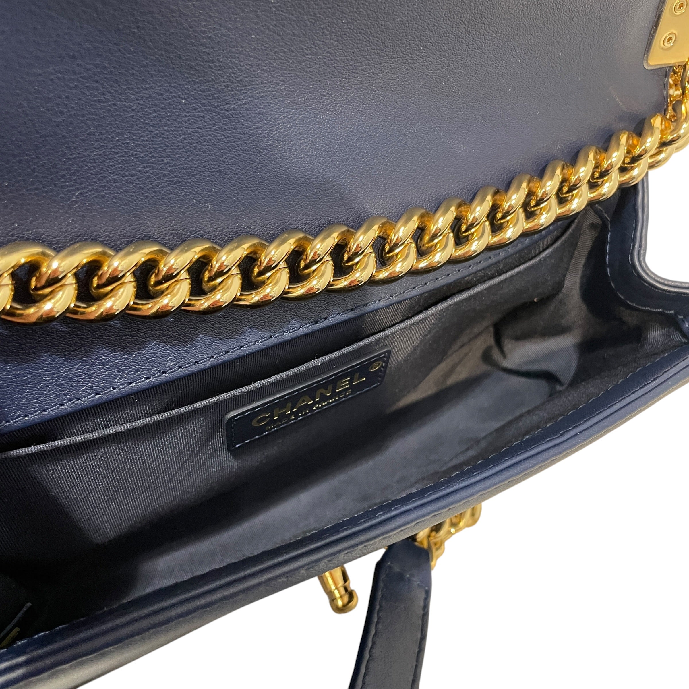 CHANEL/Hand Bag/Leather/NVY/2018-19 Cruise Boy Bag view 5
