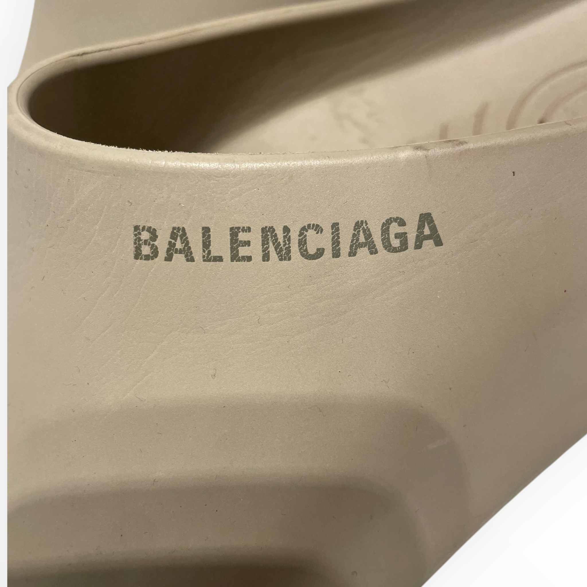 BALENCIAGA/Shoes/US 8/BEG/POOL CLOSED SLIDES view 4