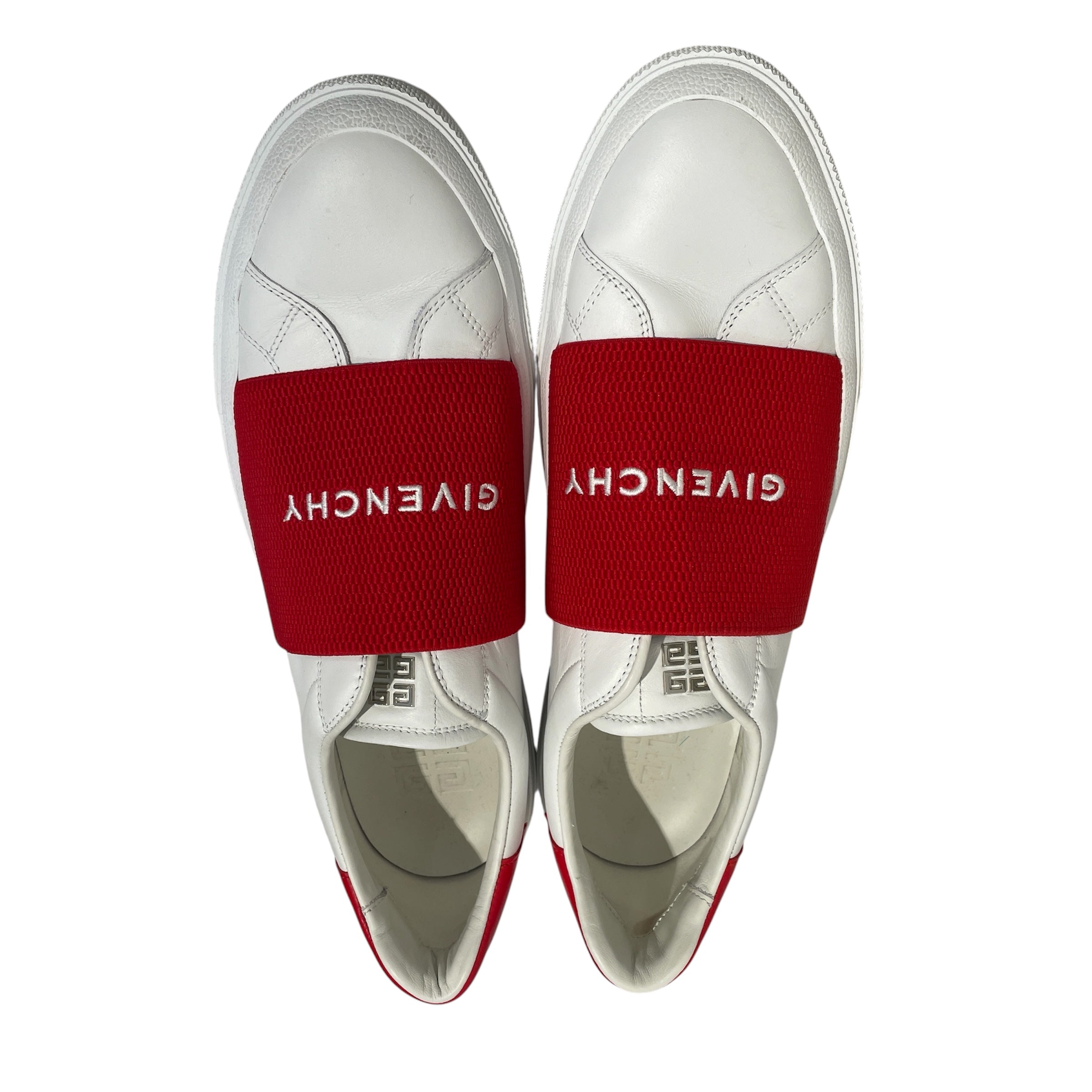 GIVENCHY/Low-Sneakers/EU 45/WHT/urban street view 3