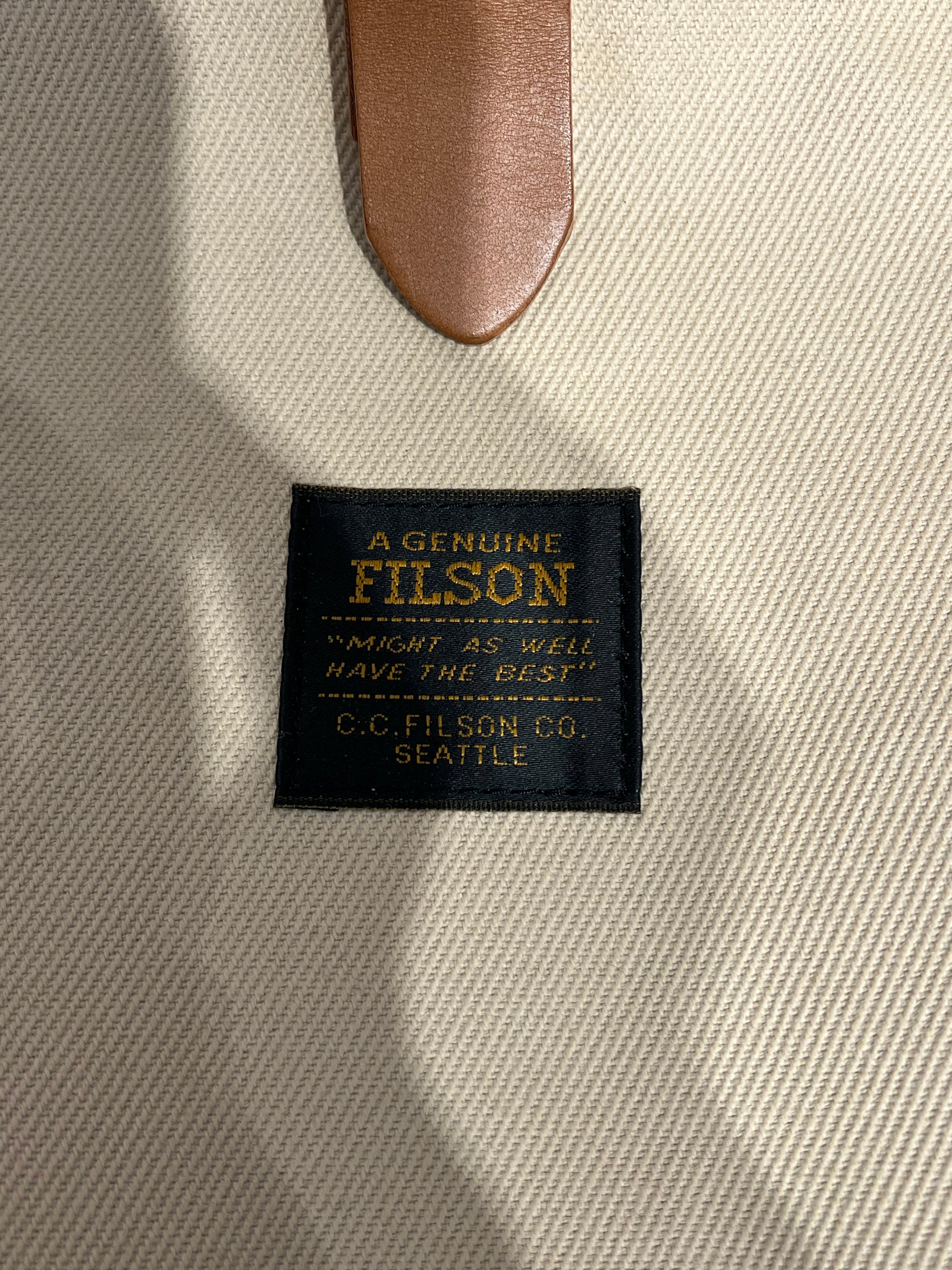 FILSON/Backpack/BEG/leather strap view 4
