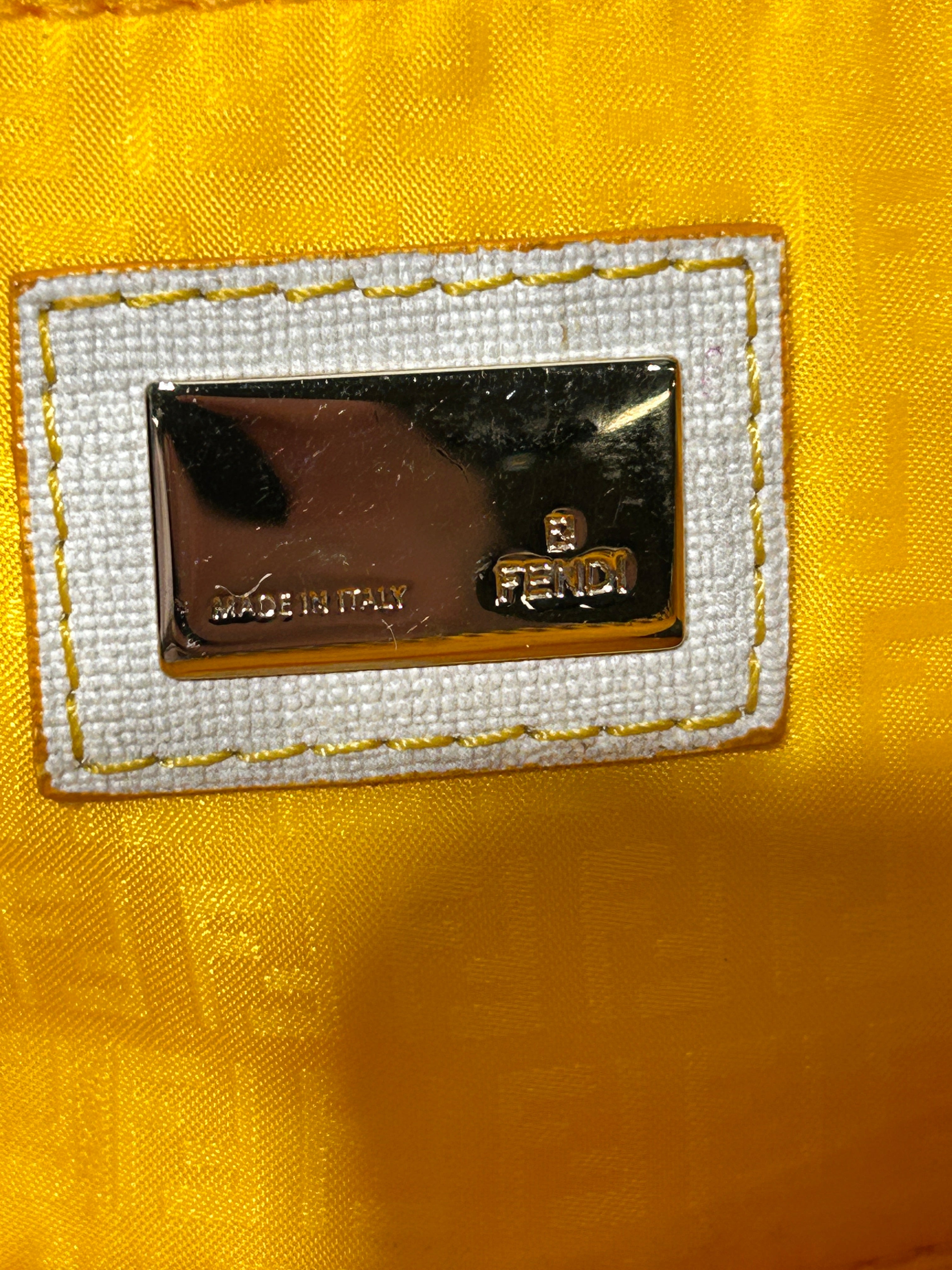 FENDI/Pouch/Monogram/Leather/WHT/ZUCCA CHAIN view 5