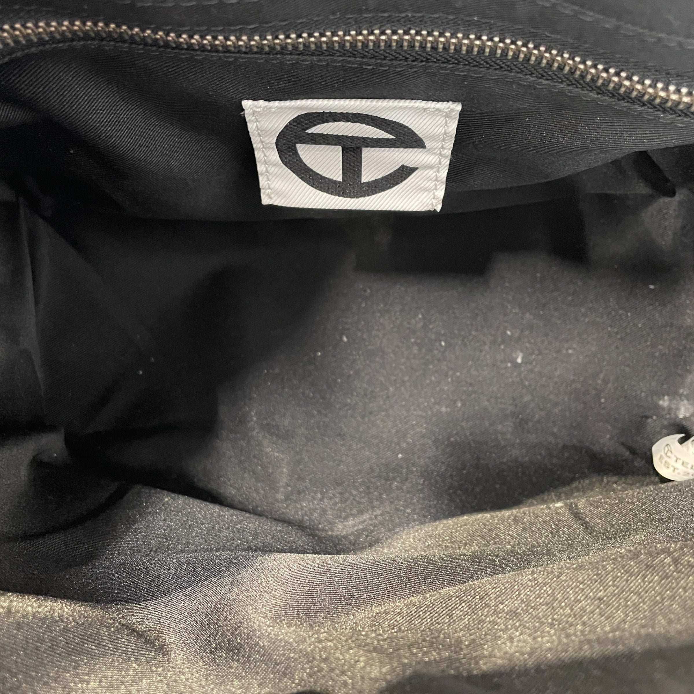 Telfar/Cross Body Bag/Iridescent/BLK/Rainbow Black view 5